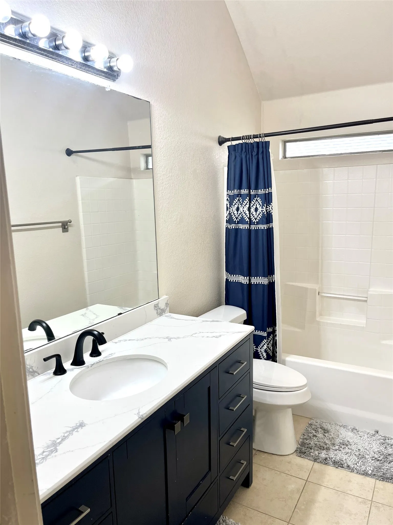 Single Family Residence For Sale in Dallas County , 1113 Devonshire Drive, Glenn Heights, Texas 75154, 3 Bedroom, 2 Bathroom, 2 Garage spaces, 2,208 Sqft, built in 2007, mls#21247754, Real Estate Agent in Glenn Heights, Homes For Sale in Dallas county, Homes For Sale in Glenn Heights, Realtor in Glenn Heights Texas, Real Estate Brokerage Independent Realty Texas, Luminita Cordes Realtor