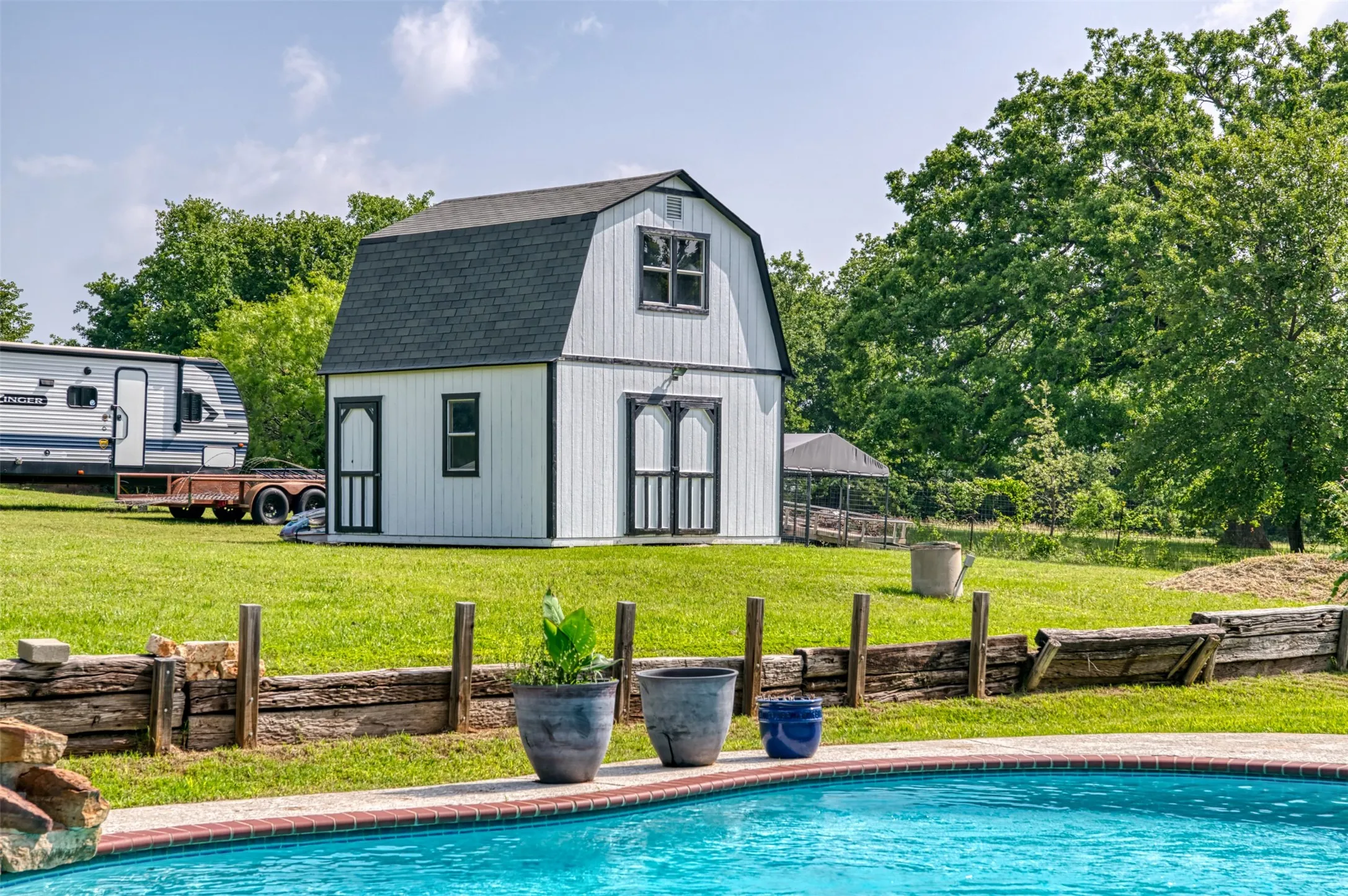 Single Family Residence For Sale in Parker County , 2268 Tanglewood Street, Weatherford, Texas 76085, 4 Bedroom, 2 Bathroom, 2 Garage spaces, 1,913 Sqft, built in 1979, mls#21240329, Real Estate Agent in Weatherford, Homes For Sale in Parker county, Homes For Sale in Weatherford, Realtor in Weatherford Texas, Real Estate Brokerage Independent Realty Texas, Luminita Cordes Realtor
