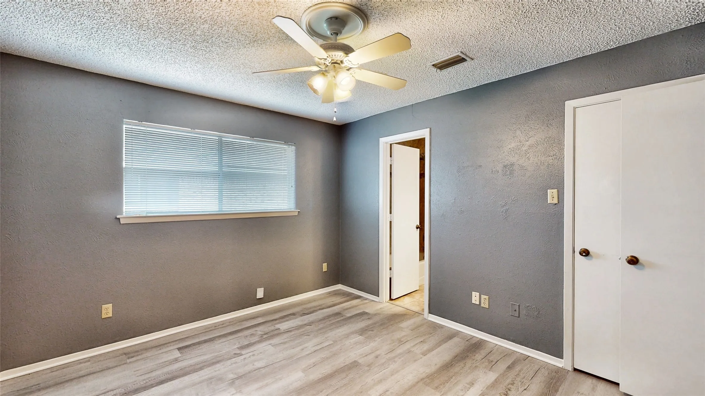 Duplex For Sale in Dallas County , 308 Towne House Lane, Richardson, Texas 75081, 6 Bedroom, 4 Bathroom, Garage spaces, 0 Sqft, built in 1973, Preowned, mls#21252727, Real Estate Agent in Richardson, Homes For Sale in Dallas county, Homes For Sale in Richardson, Realtor in Richardson Texas, Real Estate Brokerage Independent Realty Texas, Luminita Cordes Realtor