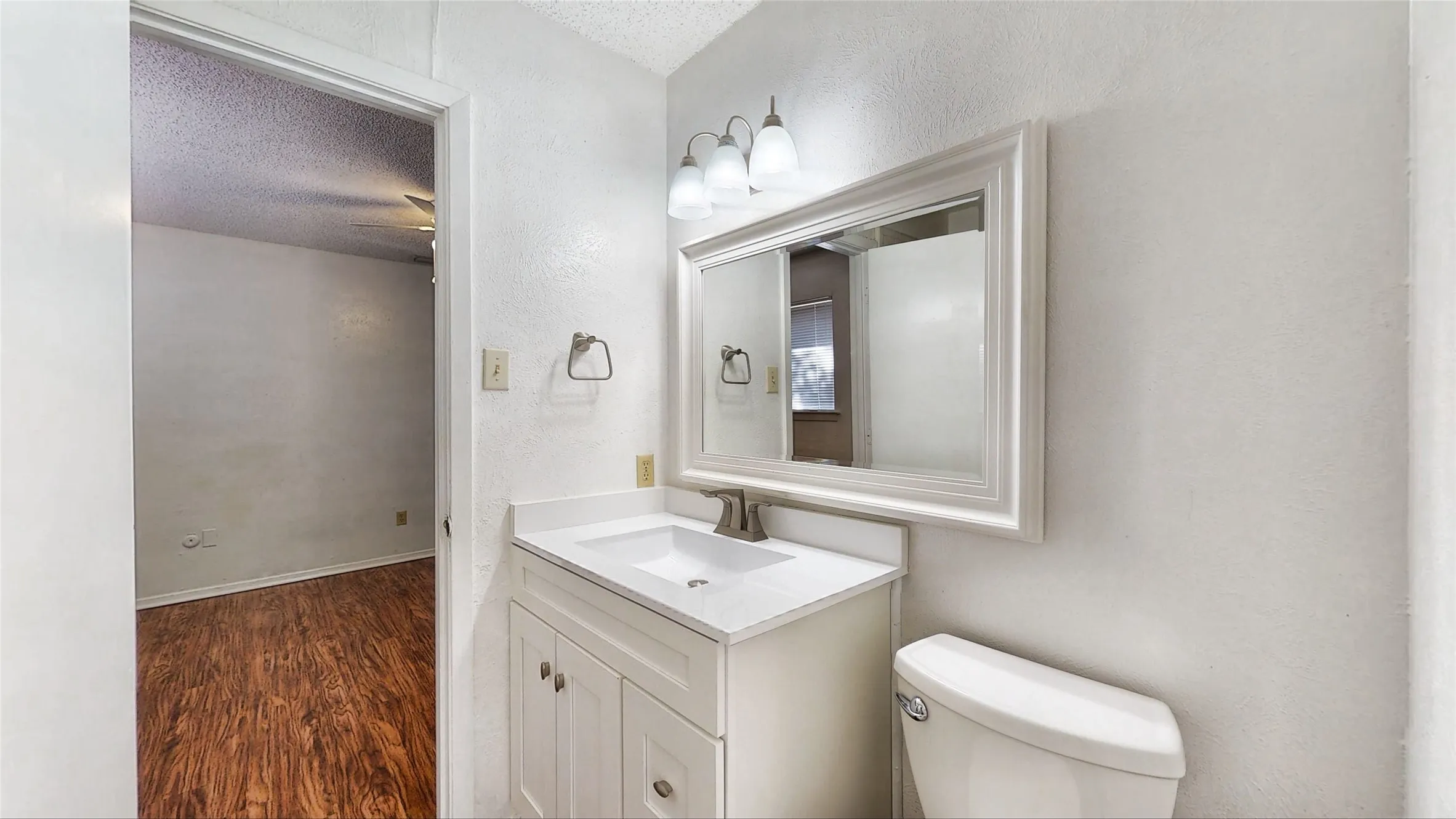 Duplex For Sale in Dallas County , 308 Towne House Lane, Richardson, Texas 75081, 6 Bedroom, 4 Bathroom, Garage spaces, 0 Sqft, built in 1973, Preowned, mls#21252727, Real Estate Agent in Richardson, Homes For Sale in Dallas county, Homes For Sale in Richardson, Realtor in Richardson Texas, Real Estate Brokerage Independent Realty Texas, Luminita Cordes Realtor