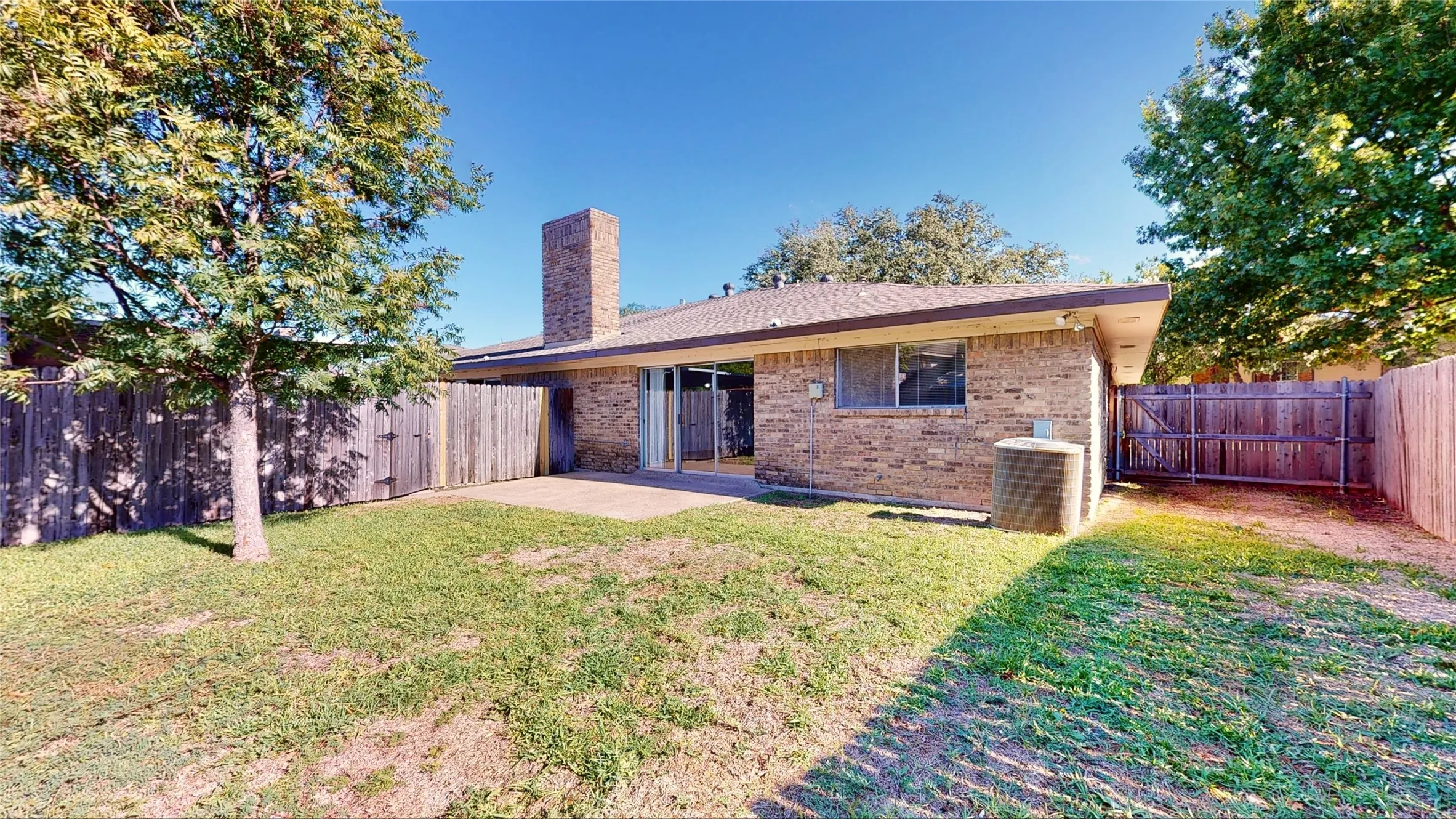 Duplex For Sale in Dallas County , 308 Towne House Lane, Richardson, Texas 75081, 6 Bedroom, 4 Bathroom, Garage spaces, 0 Sqft, built in 1973, Preowned, mls#21252727, Real Estate Agent in Richardson, Homes For Sale in Dallas county, Homes For Sale in Richardson, Realtor in Richardson Texas, Real Estate Brokerage Independent Realty Texas, Luminita Cordes Realtor