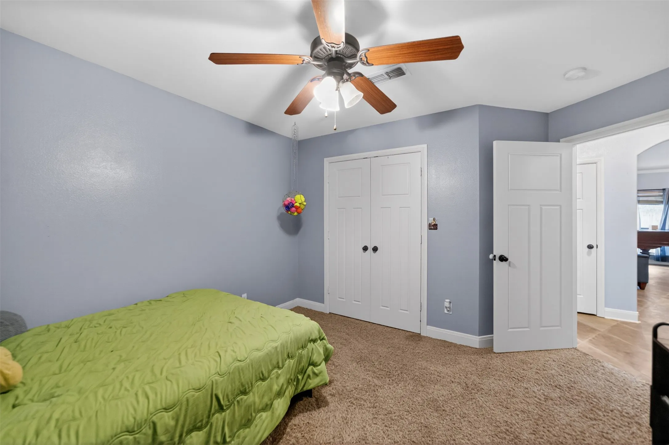 Single Family Residence For Sale in Smith County , 11673 Lanes End Drive, Flint, Texas 75762, 3 Bedroom, 2 Bathroom, 2 Garage spaces, 1,682 Sqft, built in 2009, Preowned, mls#21252735, Real Estate Agent in Flint, Homes For Sale in Smith county, Homes For Sale in Flint, Realtor in Flint Texas, Real Estate Brokerage Independent Realty Texas, Luminita Cordes Realtor