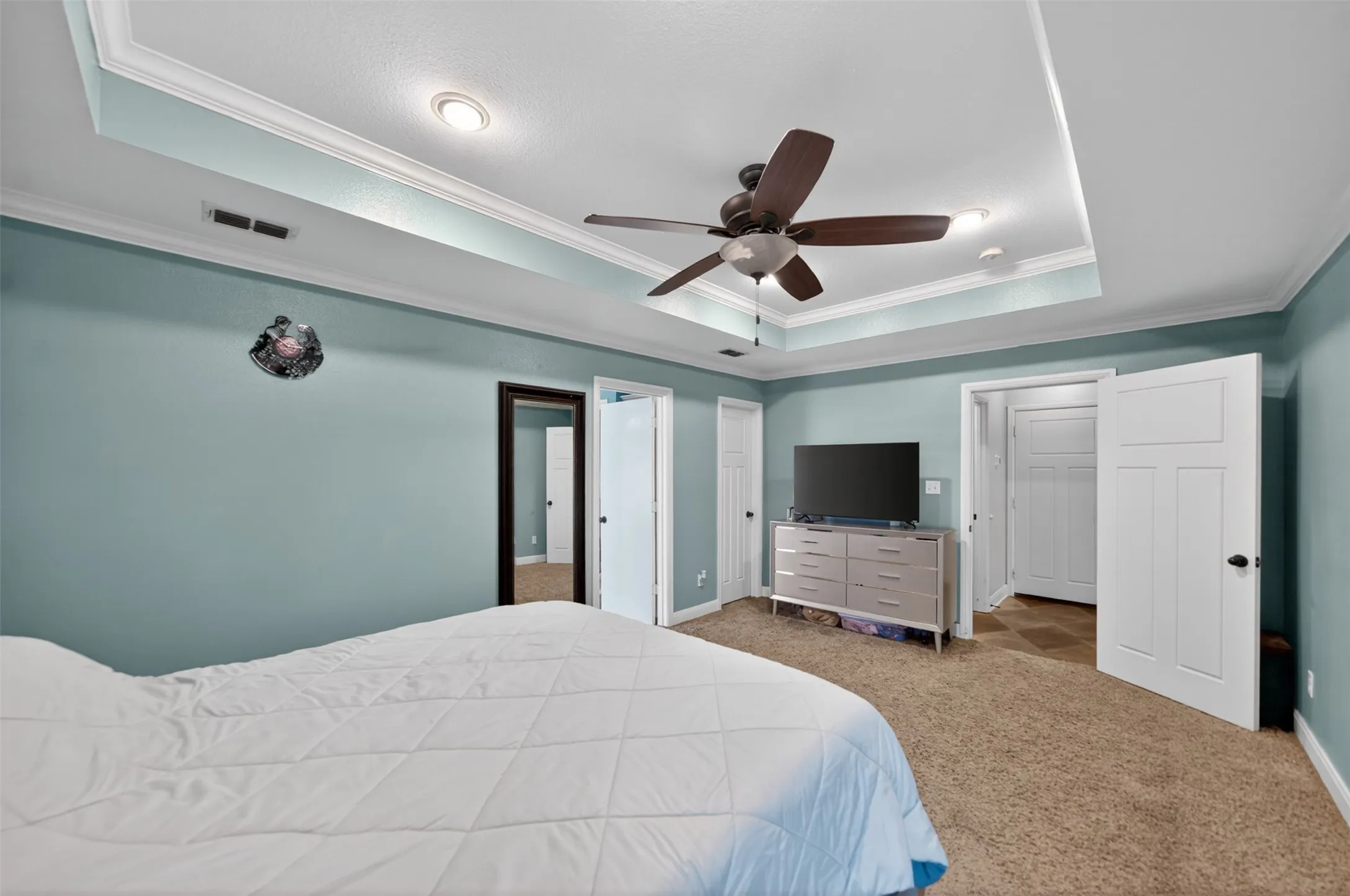 Single Family Residence For Sale in Smith County , 11673 Lanes End Drive, Flint, Texas 75762, 3 Bedroom, 2 Bathroom, 2 Garage spaces, 1,682 Sqft, built in 2009, Preowned, mls#21252735, Real Estate Agent in Flint, Homes For Sale in Smith county, Homes For Sale in Flint, Realtor in Flint Texas, Real Estate Brokerage Independent Realty Texas, Luminita Cordes Realtor