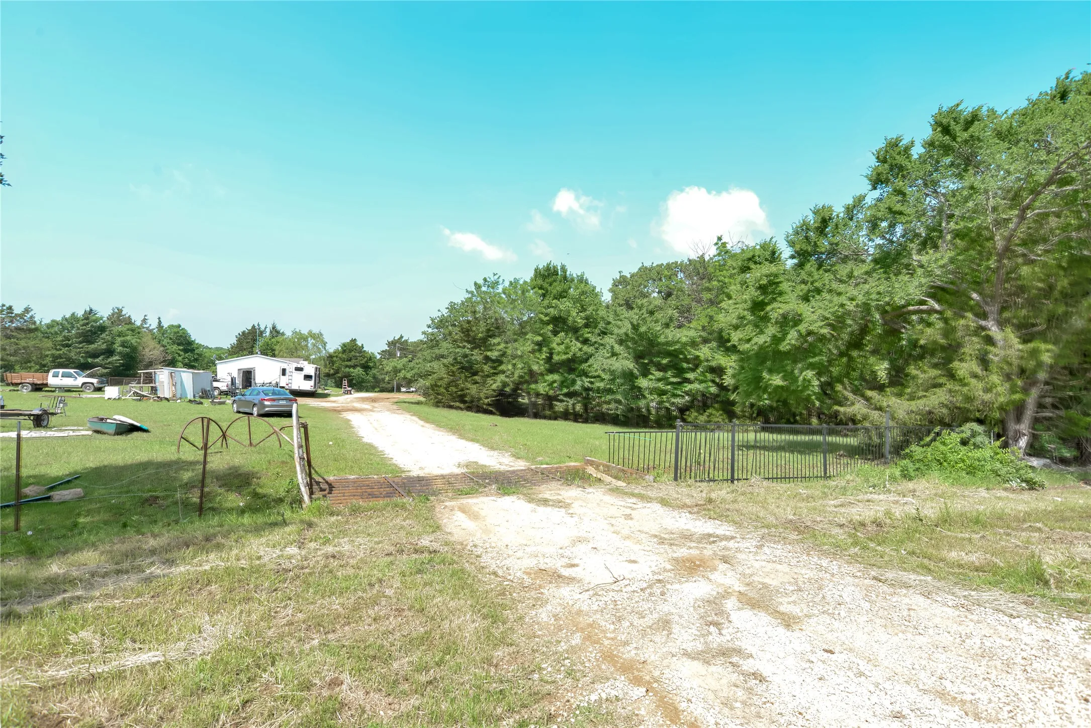 Improved Land For Sale in Grayson County , 11991 Fm 901, Sadler, Texas 76264, 0, 0, Garage spaces, 0 Sqft, built in 0, mls#21249613, Real Estate Agent in Sadler, Homes For Sale in Grayson county, Homes For Sale in Sadler, Realtor in Sadler Texas, Real Estate Brokerage Independent Realty Texas, Luminita Cordes Realtor