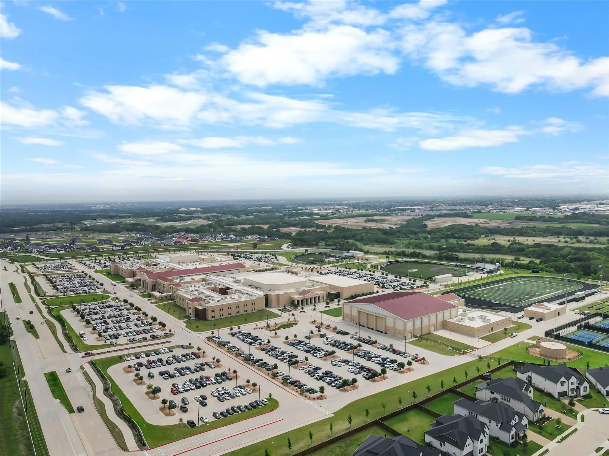 Single Family Residence For Sale in Collin County , 2904 Adon Springs Lane, Celina, Texas 75009, 5 Bedroom, 4 Bathroom, 3 Garage spaces, 3,666 Sqft, built in 2020, mls#21251176, Real Estate Agent in Celina, Homes For Sale in Collin county, Homes For Sale in Celina, Realtor in Celina Texas, Real Estate Brokerage Independent Realty Texas, Luminita Cordes Realtor