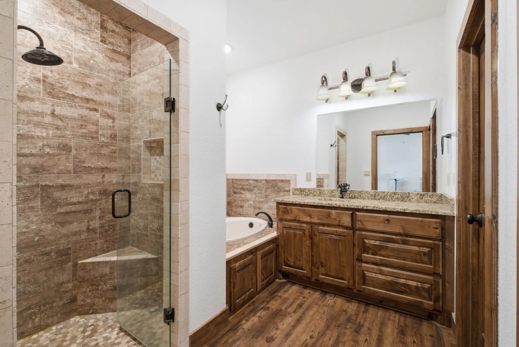 Farm For Sale in Bosque County , 1632 County Road 4125, Iredell, Texas 76649, 3 Bedroom, 3 Bathroom, 4 Garage spaces, 2,496 Sqft, built in 2017, Preowned, mls#21243921, Real Estate Agent in Iredell, Homes For Sale in Bosque county, Homes For Sale in Iredell, Realtor in Iredell Texas, Real Estate Brokerage Independent Realty Texas, Luminita Cordes Realtor