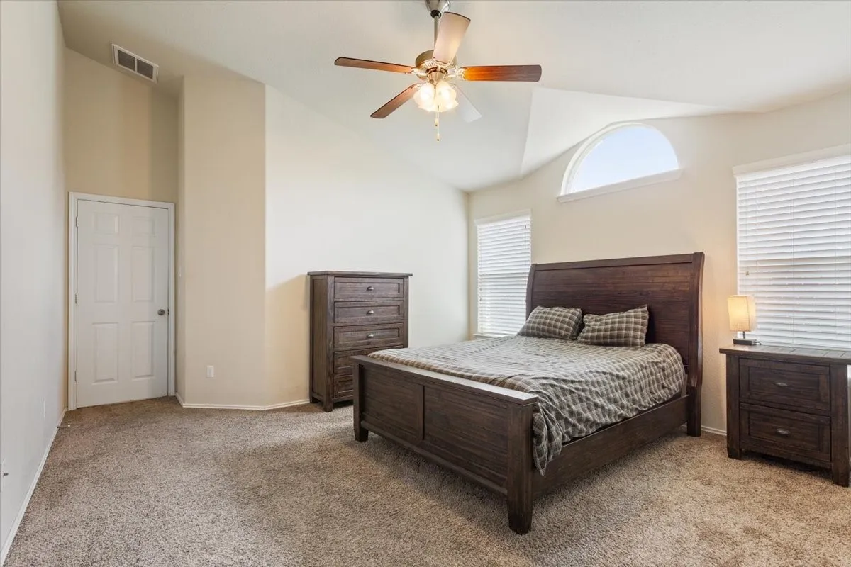 Single Family Residence For Sale in Mc Lennan County , 9448 Centennial Drive, Waco, Texas 76708, 3 Bedroom, 2 Bathroom, 2 Garage spaces, 1,844 Sqft, built in 2014, mls#21213429, Real Estate Agent in Waco, Homes For Sale in Mc Lennan county, Homes For Sale in Waco, Realtor in Waco Texas, Real Estate Brokerage Independent Realty Texas, Luminita Cordes Realtor