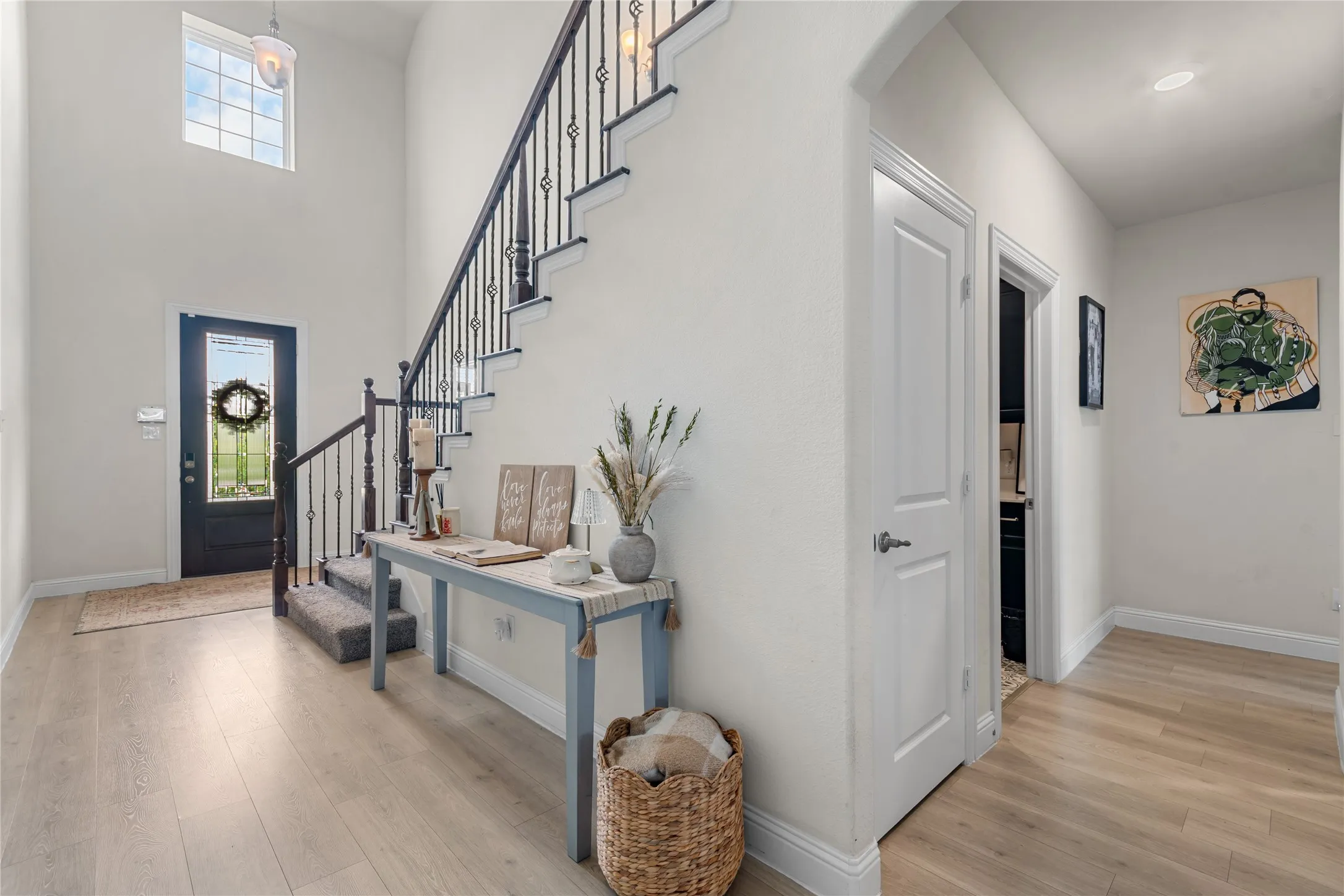 Single Family Residence For Sale in Rockwall County , 2625 Loudon Street, Rockwall, Texas 75032, 4 Bedroom, 4 Bathroom, 2 Garage spaces, 3,427 Sqft, built in 2021, Preowned, mls#21240456, Real Estate Agent in Rockwall, Homes For Sale in Rockwall county, Homes For Sale in Rockwall, Realtor in Rockwall Texas, Real Estate Brokerage Independent Realty Texas, Luminita Cordes Realtor