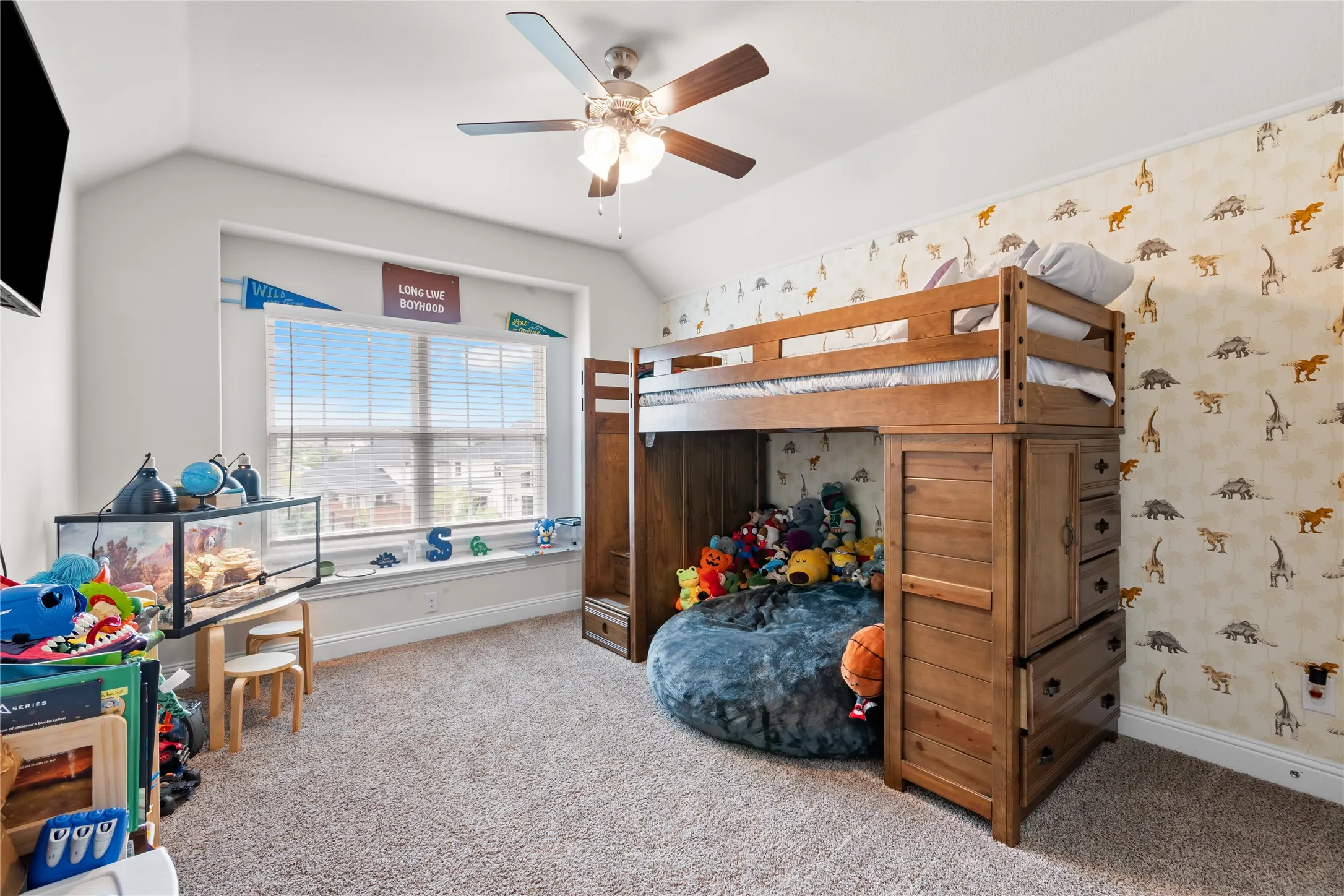 Single Family Residence For Sale in Rockwall County , 2625 Loudon Street, Rockwall, Texas 75032, 4 Bedroom, 4 Bathroom, 2 Garage spaces, 3,427 Sqft, built in 2021, Preowned, mls#21240456, Real Estate Agent in Rockwall, Homes For Sale in Rockwall county, Homes For Sale in Rockwall, Realtor in Rockwall Texas, Real Estate Brokerage Independent Realty Texas, Luminita Cordes Realtor
