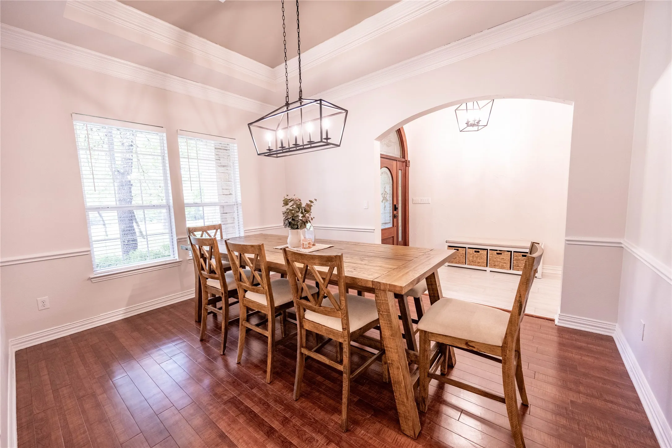 Single Family Residence For Sale in Cooke County , 735 Sleepy Hollow Lane, Valley View, Texas 76272, 4 Bedroom, 4 Bathroom, 2 Garage spaces, 3,441 Sqft, built in 2002, mls#21246095, Real Estate Agent in Valley View, Homes For Sale in Cooke county, Homes For Sale in Valley View, Realtor in Valley View Texas, Real Estate Brokerage Independent Realty Texas, Luminita Cordes Realtor