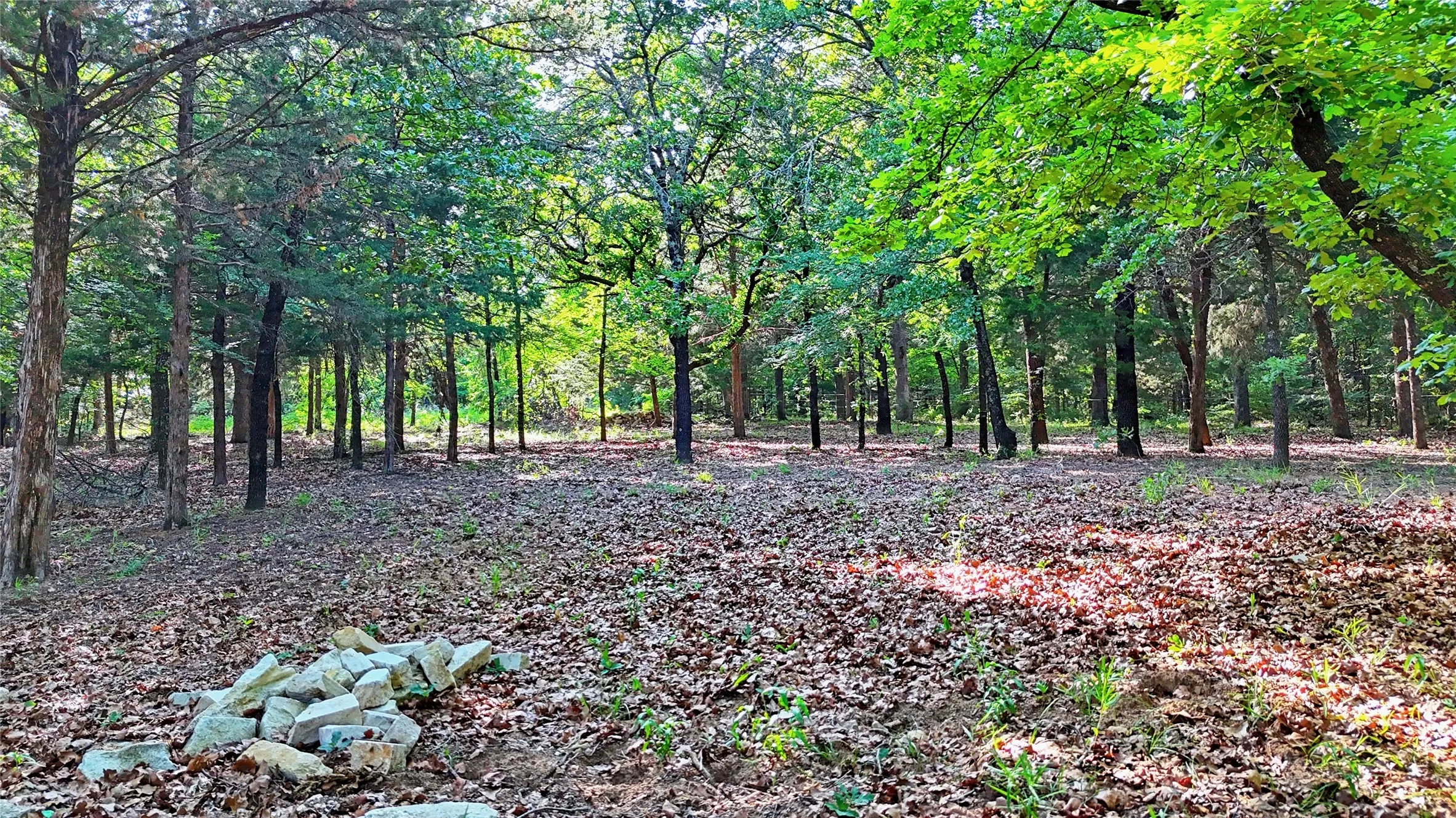 Single Family Residence For Sale in Cooke County , 735 Sleepy Hollow Lane, Valley View, Texas 76272, 4 Bedroom, 4 Bathroom, 2 Garage spaces, 3,441 Sqft, built in 2002, mls#21246095, Real Estate Agent in Valley View, Homes For Sale in Cooke county, Homes For Sale in Valley View, Realtor in Valley View Texas, Real Estate Brokerage Independent Realty Texas, Luminita Cordes Realtor