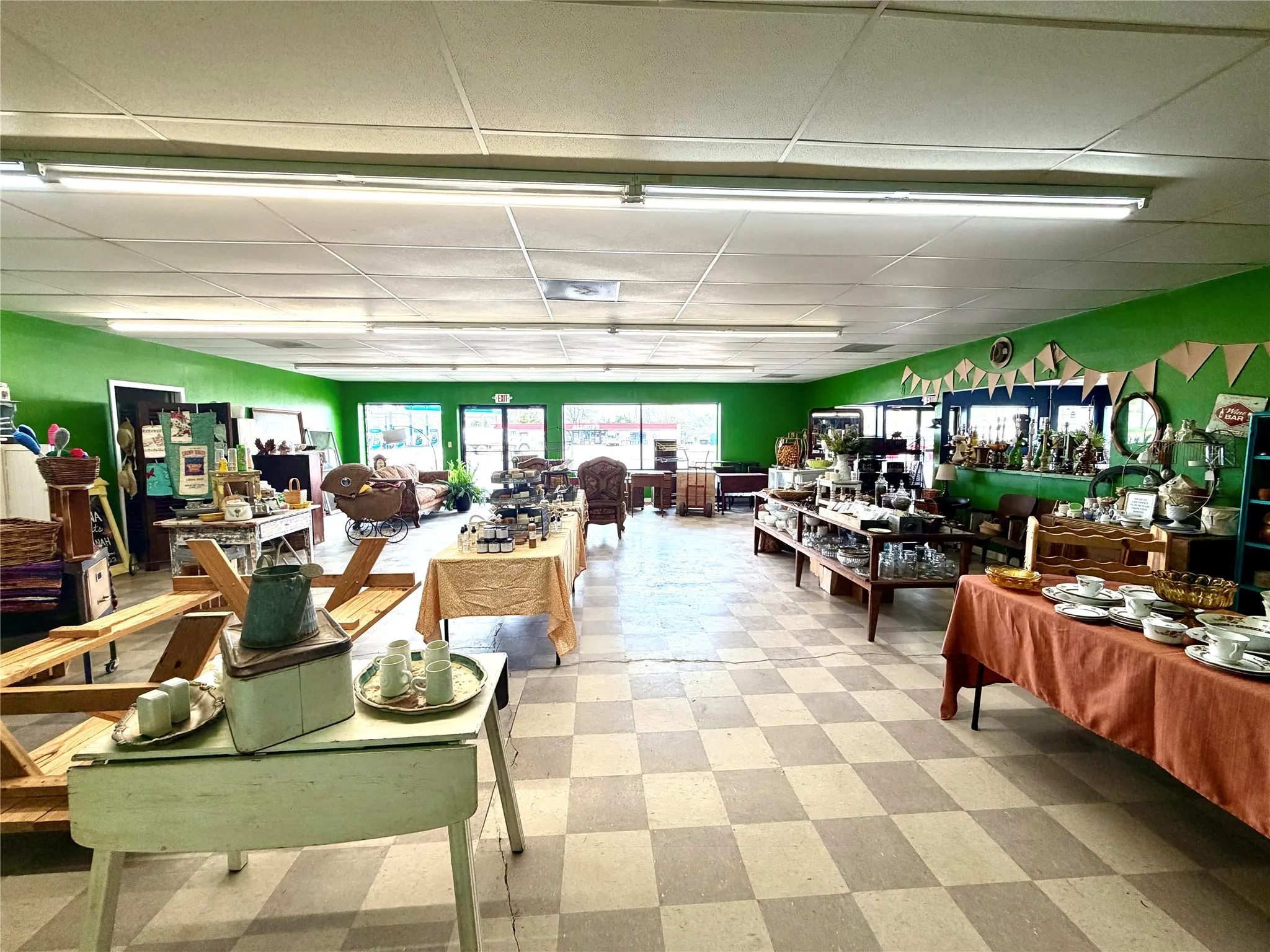 Industrial For Sale in Hardeman County , 501 11th Street, Quanah, Texas 79252, 0, 0, Garage spaces, 0 Sqft, built in 2005, Preowned, Price $250,000, mls#21225170, Real Estate Agent in Quanah, Homes For Sale in Hardeman county, Homes For Sale in Quanah, Realtor in Quanah Texas, Real Estate Brokerage Independent Realty Texas, Luminita Cordes Realtor