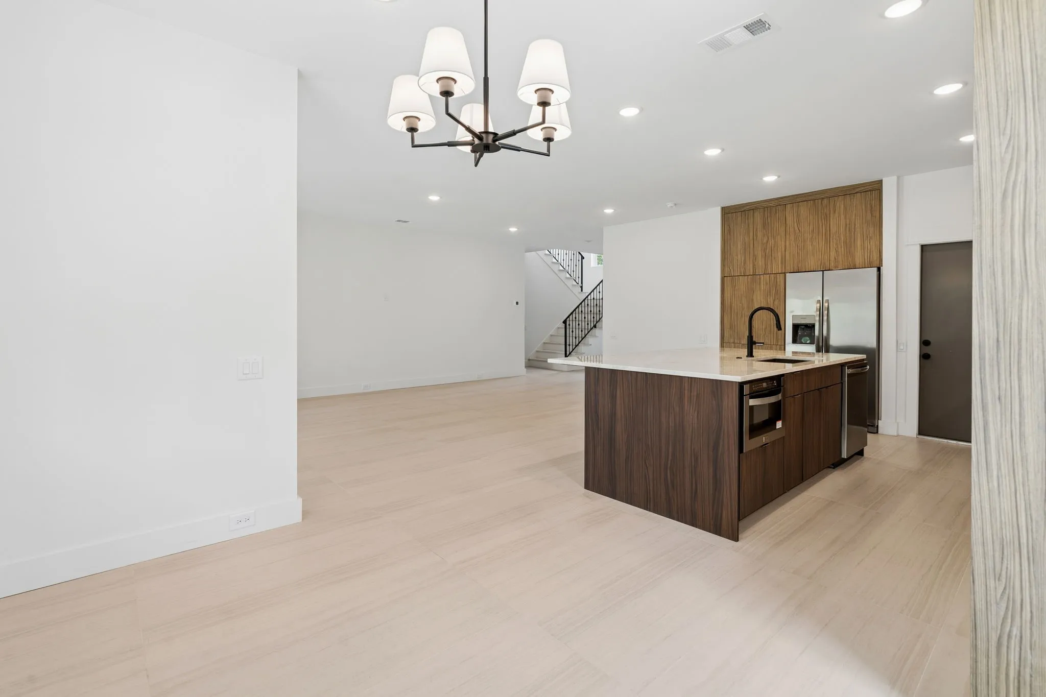 Flowing floorplan.
