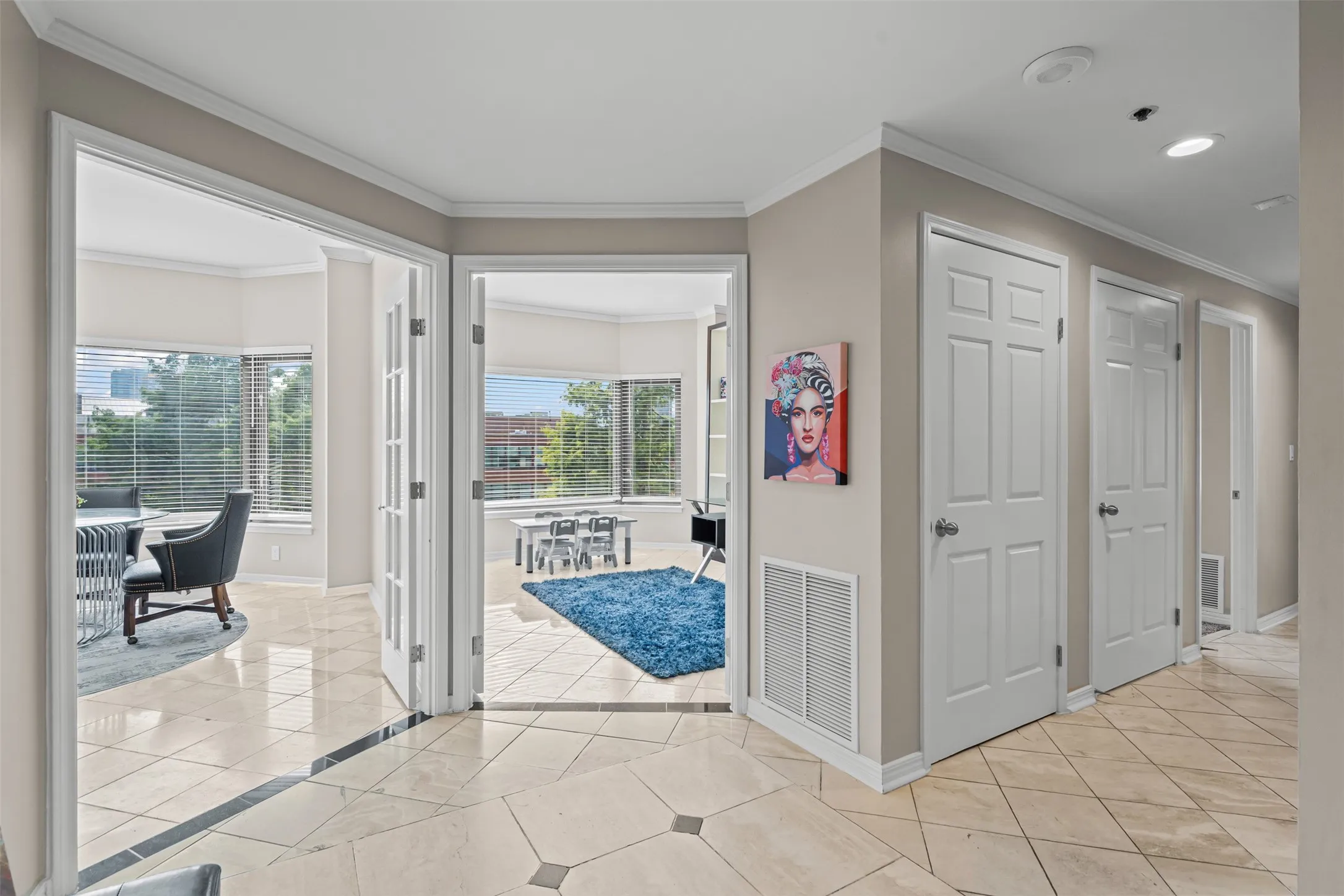 Condominium For Rent in Dallas County , 3030 Mckinney Avenue 306, Dallas, Texas 75204, 2 Bedroom, 2 Bathroom, 2 Garage spaces, 1,774 Sqft, built in 1981, Preowned, mls#21252041, Real Estate Agent in Dallas, Homes For Rent in Dallas county, Homes For Rent in Dallas, Realtor in Dallas Texas, Real Estate Brokerage Independent Realty Texas, Luminita Cordes Realtor