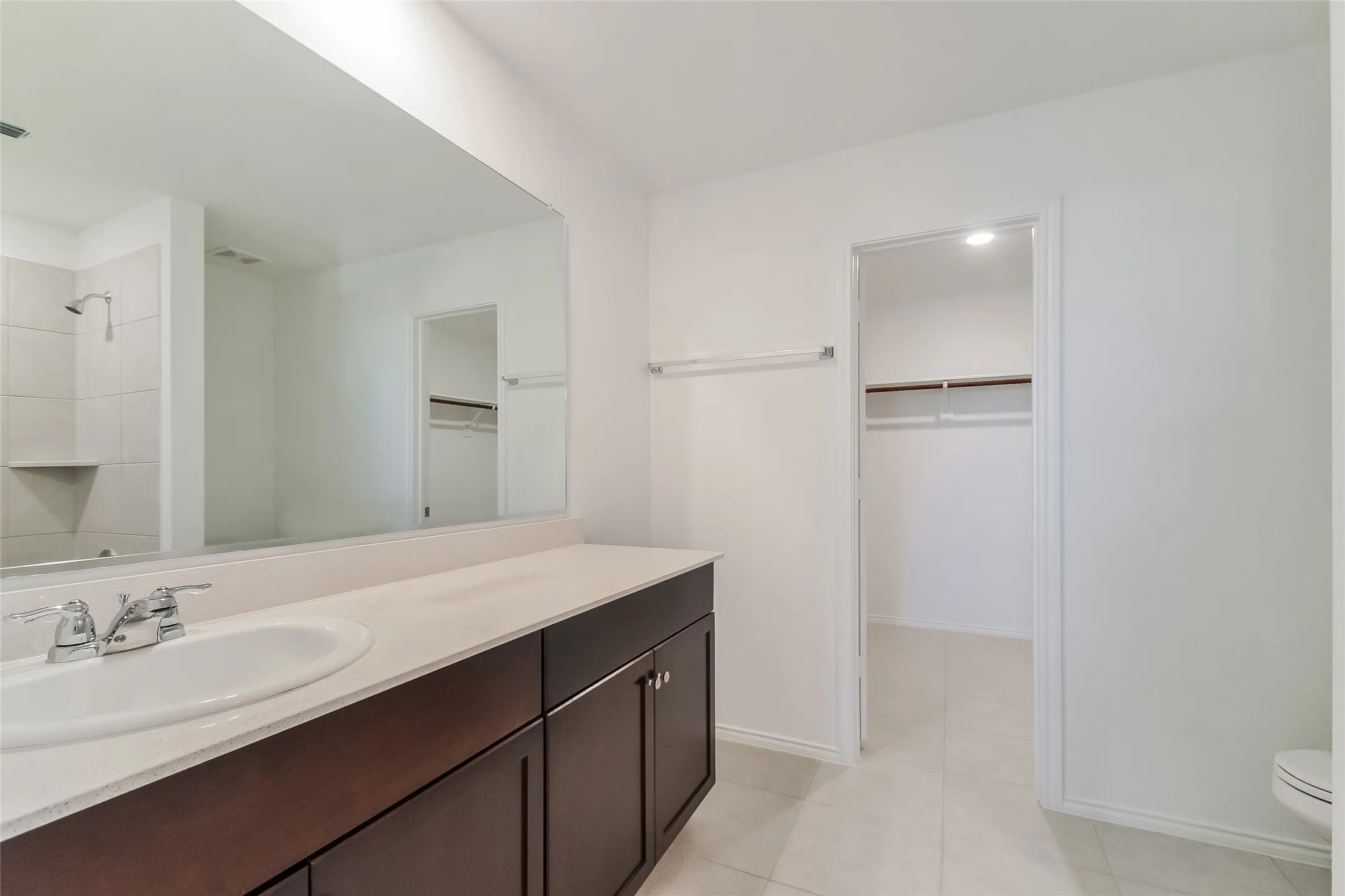 Single Family Residence For Rent in Collin County , 122 Lemongrass Drive, Princeton, Texas 75407, 4 Bedroom, 2 Bathroom, 2 Garage spaces, 1,674 Sqft, built in 2022, Preowned, mls#21253034, Real Estate Agent in Princeton, Homes For Rent in Collin county, Homes For Rent in Princeton, Realtor in Princeton Texas, Real Estate Brokerage Independent Realty Texas, Luminita Cordes Realtor