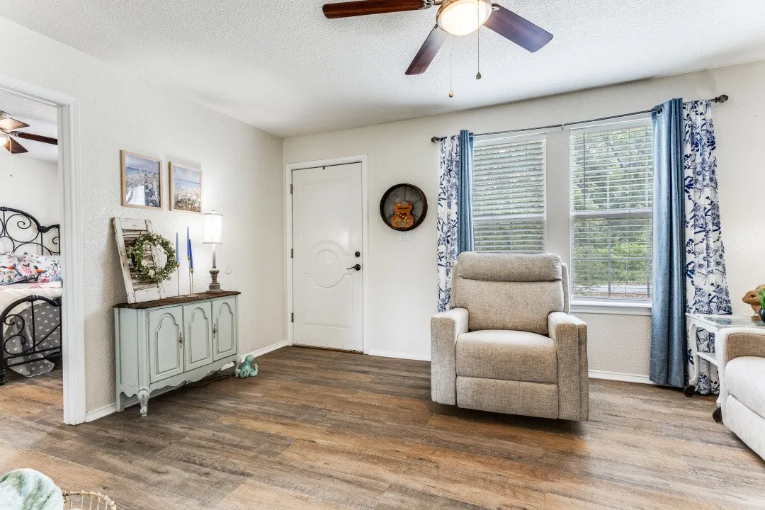 Entry room view