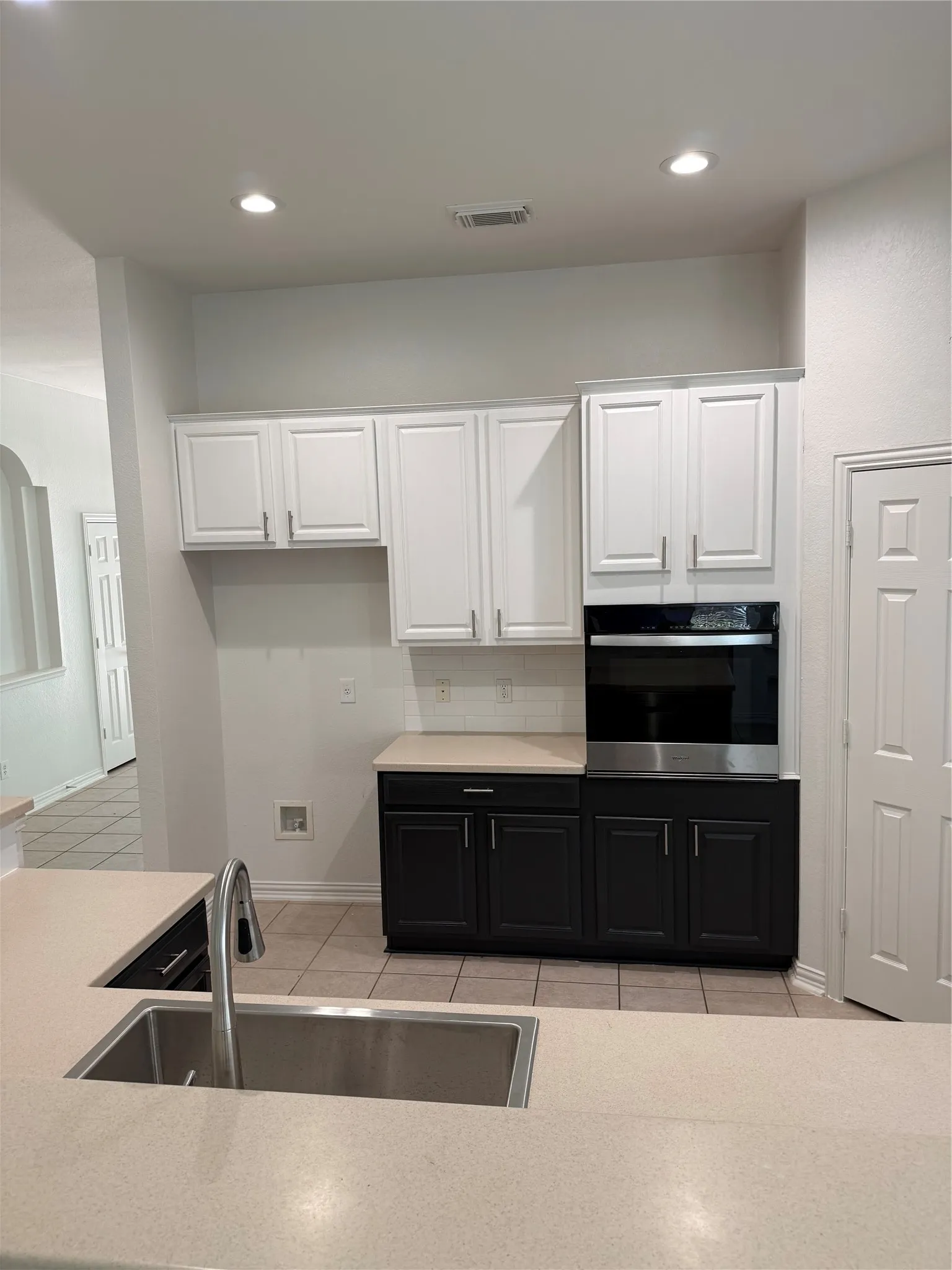 Single Family Residence For Sale in Tarrant County , 10441 Stoneside Trail, Fort Worth, Texas 76244, 3 Bedroom, 2 Bathroom, 2 Garage spaces, 2,435 Sqft, built in 2002, mls#21250831, Real Estate Agent in Fort Worth, Homes For Sale in Tarrant county, Homes For Sale in Fort Worth, Realtor in Fort Worth Texas, Real Estate Brokerage Independent Realty Texas, Luminita Cordes Realtor