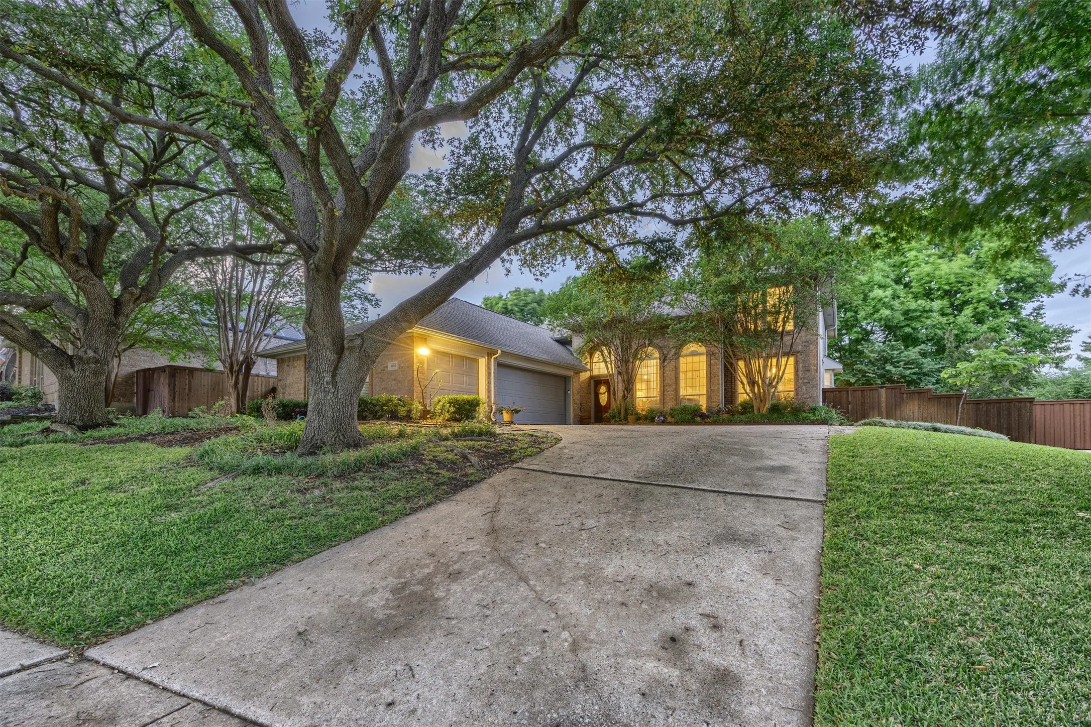 Single Family Residence For Sale in Collin County , 4806 Ivyleaf Lane, Mc Kinney, Texas 75072, 4 Bedroom, 4 Bathroom, 3 Garage spaces, 3,213 Sqft, built in 1996, Preowned, mls#21252202, Real Estate Agent in Mc Kinney, Homes For Sale in Collin county, Homes For Sale in Mc Kinney, Realtor in Mc Kinney Texas, Real Estate Brokerage Independent Realty Texas, Luminita Cordes Realtor