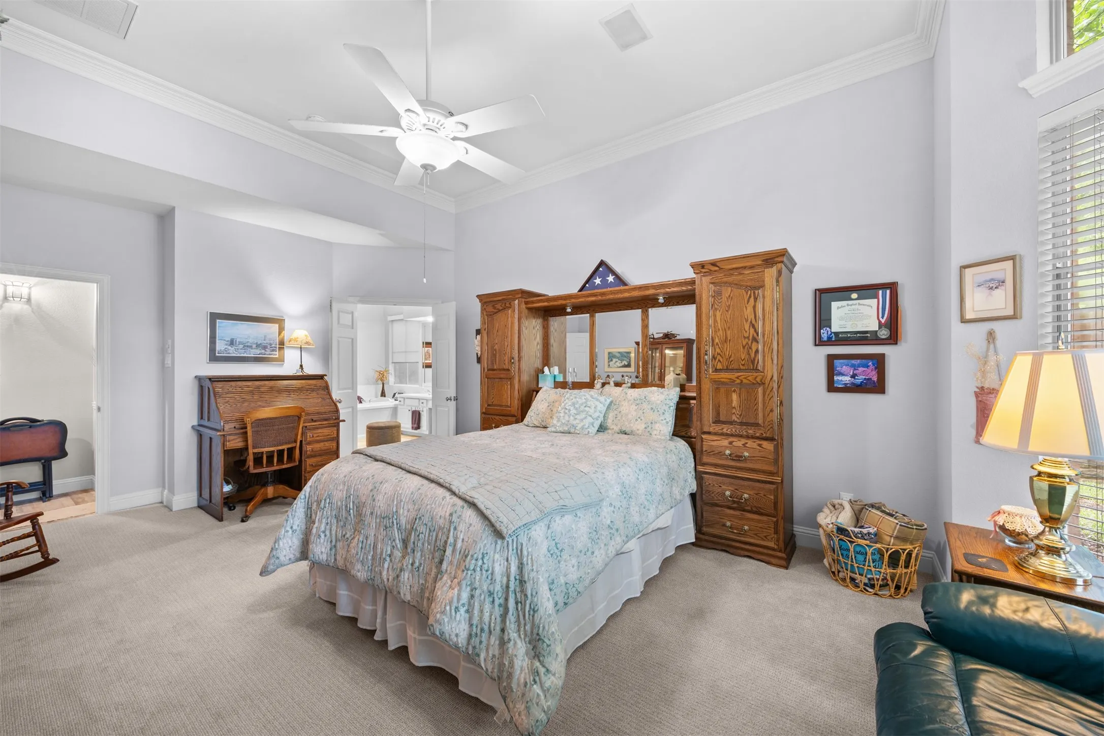 Single Family Residence For Sale in Collin County , 4806 Ivyleaf Lane, Mc Kinney, Texas 75072, 4 Bedroom, 4 Bathroom, 3 Garage spaces, 3,213 Sqft, built in 1996, Preowned, mls#21252202, Real Estate Agent in Mc Kinney, Homes For Sale in Collin county, Homes For Sale in Mc Kinney, Realtor in Mc Kinney Texas, Real Estate Brokerage Independent Realty Texas, Luminita Cordes Realtor