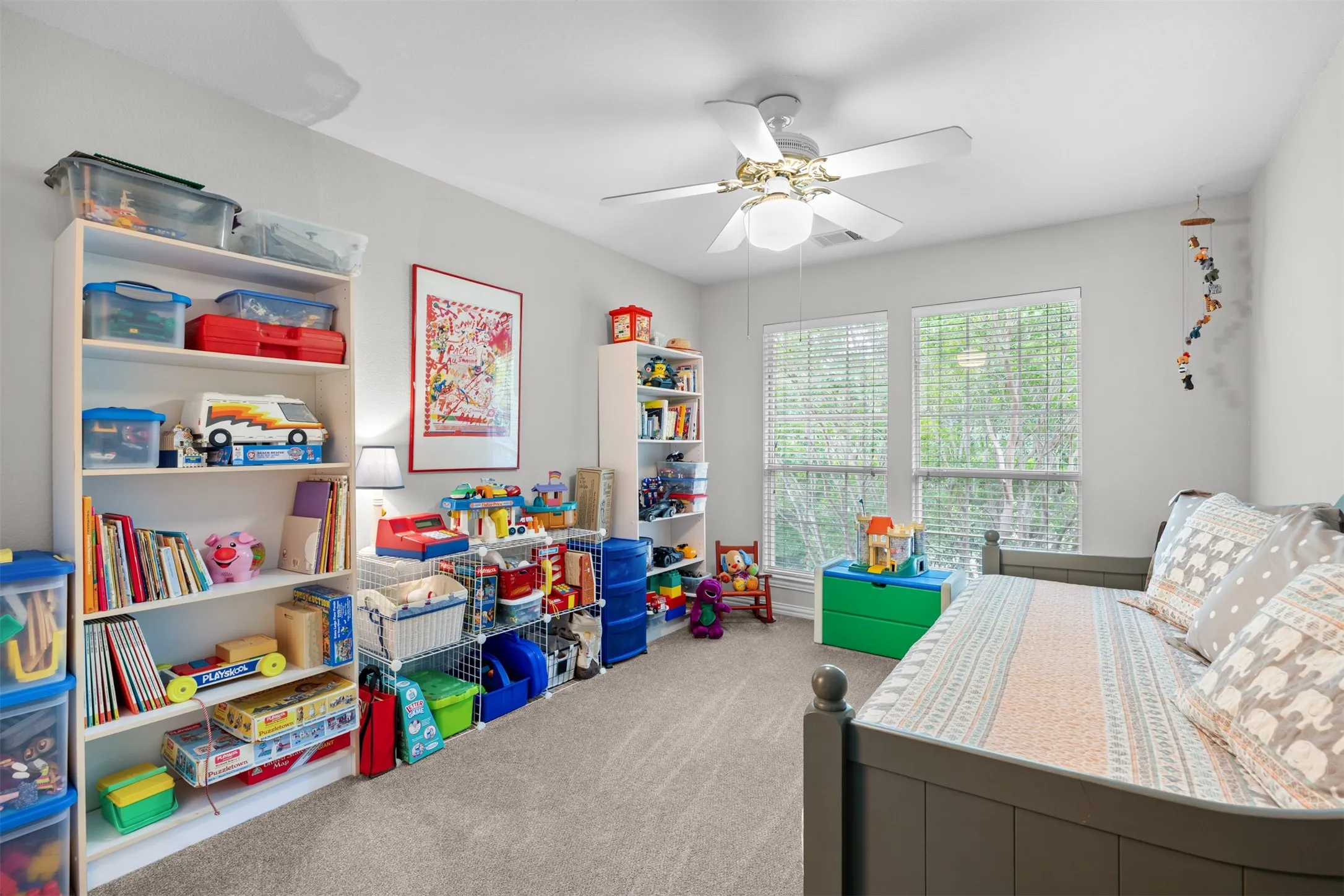 Single Family Residence For Sale in Collin County , 4806 Ivyleaf Lane, Mc Kinney, Texas 75072, 4 Bedroom, 4 Bathroom, 3 Garage spaces, 3,213 Sqft, built in 1996, Preowned, mls#21252202, Real Estate Agent in Mc Kinney, Homes For Sale in Collin county, Homes For Sale in Mc Kinney, Realtor in Mc Kinney Texas, Real Estate Brokerage Independent Realty Texas, Luminita Cordes Realtor