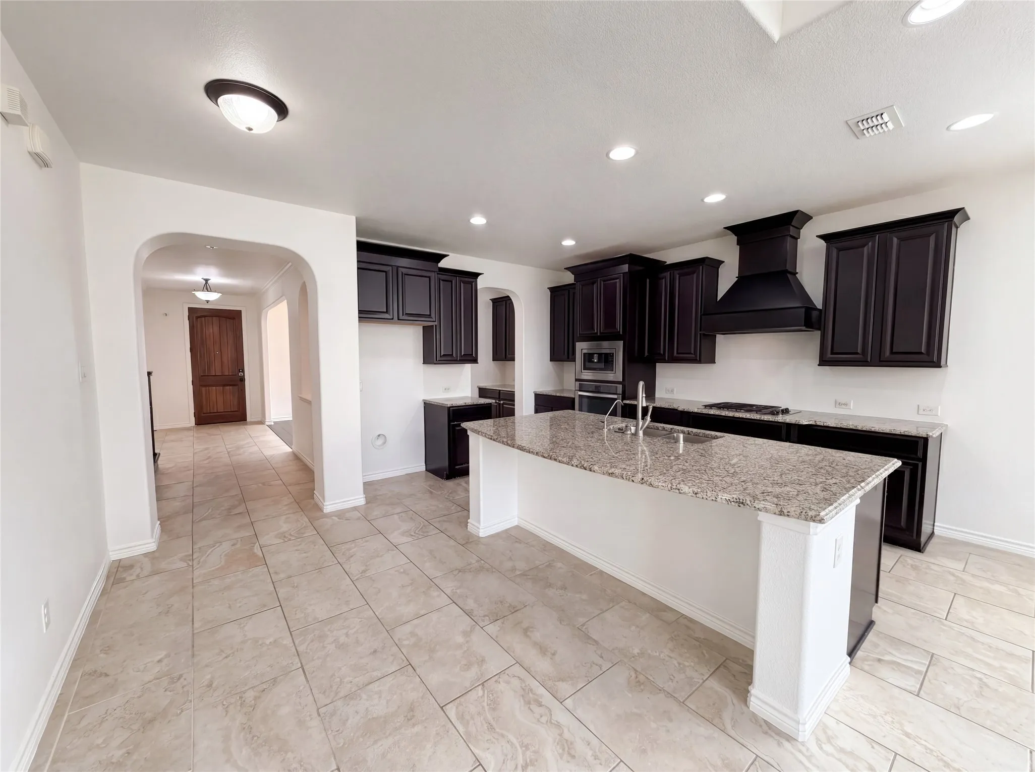 Single Family Residence For Sale in Tarrant County , 8312 Snow Goose Way, Fort Worth, Texas 76118, 4 Bedroom, 4 Bathroom, 2 Garage spaces, 3,189 Sqft, built in 2013, mls#21253049, Real Estate Agent in Fort Worth, Homes For Sale in Tarrant county, Homes For Sale in Fort Worth, Realtor in Fort Worth Texas, Real Estate Brokerage Independent Realty Texas, Luminita Cordes Realtor