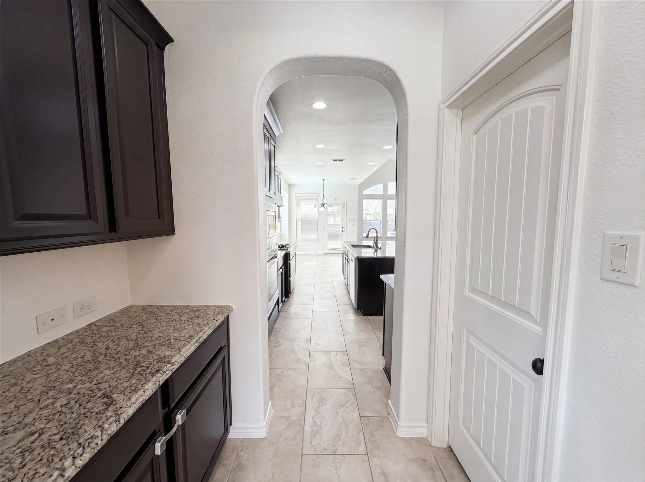 Single Family Residence For Sale in Tarrant County , 8312 Snow Goose Way, Fort Worth, Texas 76118, 4 Bedroom, 4 Bathroom, 2 Garage spaces, 3,189 Sqft, built in 2013, mls#21253049, Real Estate Agent in Fort Worth, Homes For Sale in Tarrant county, Homes For Sale in Fort Worth, Realtor in Fort Worth Texas, Real Estate Brokerage Independent Realty Texas, Luminita Cordes Realtor