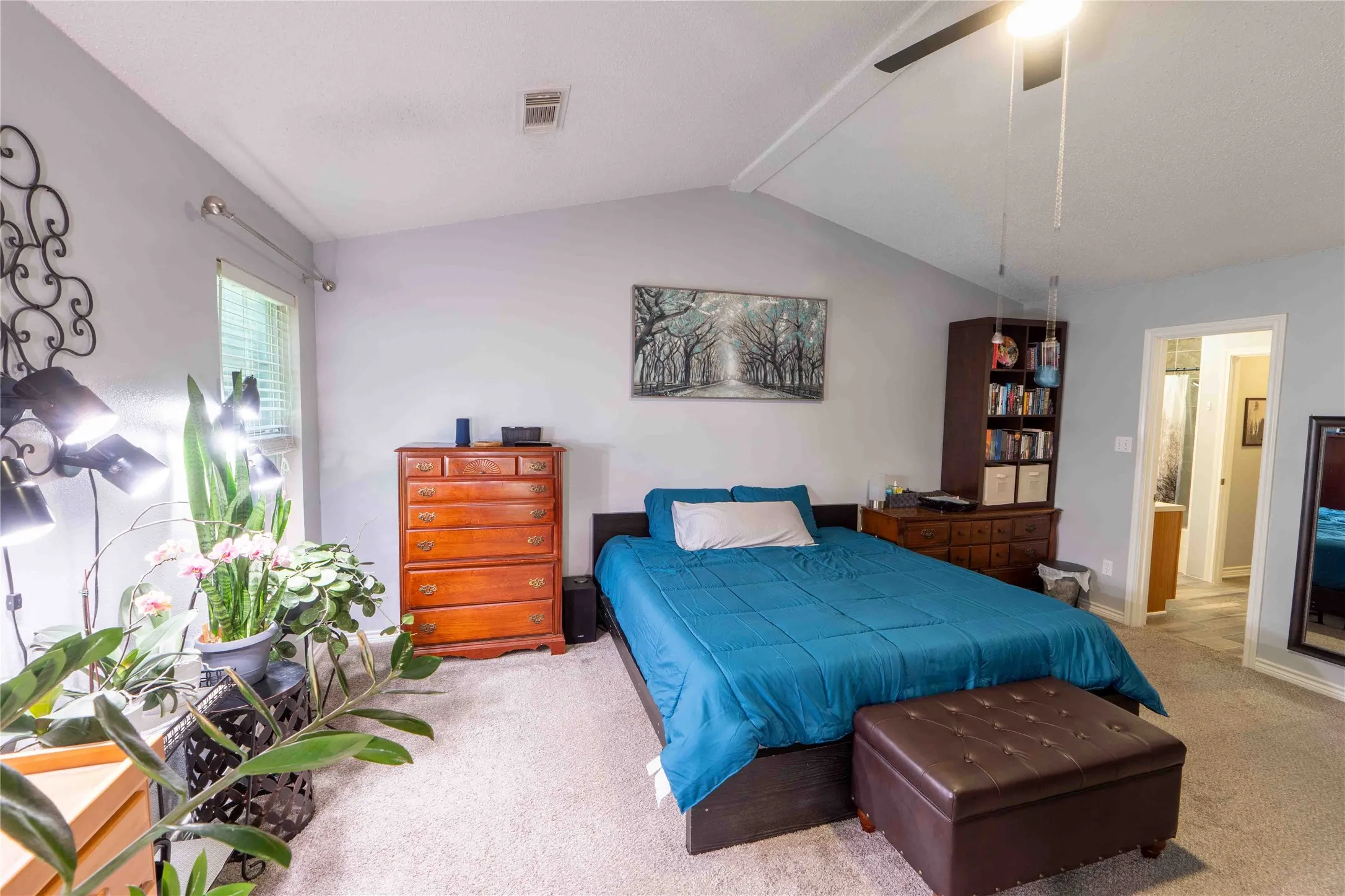 Single Family Residence For Sale in Wise County , 306 Owens Street, Bridgeport, Texas 76426, 3 Bedroom, 2 Bathroom, Garage spaces, 1,796 Sqft, built in 2003, Price $354,999, mls#21253136, Real Estate Agent in Bridgeport, Homes For Sale in Wise county, Homes For Sale in Bridgeport, Realtor in Bridgeport Texas, Real Estate Brokerage Independent Realty Texas, Luminita Cordes Realtor
