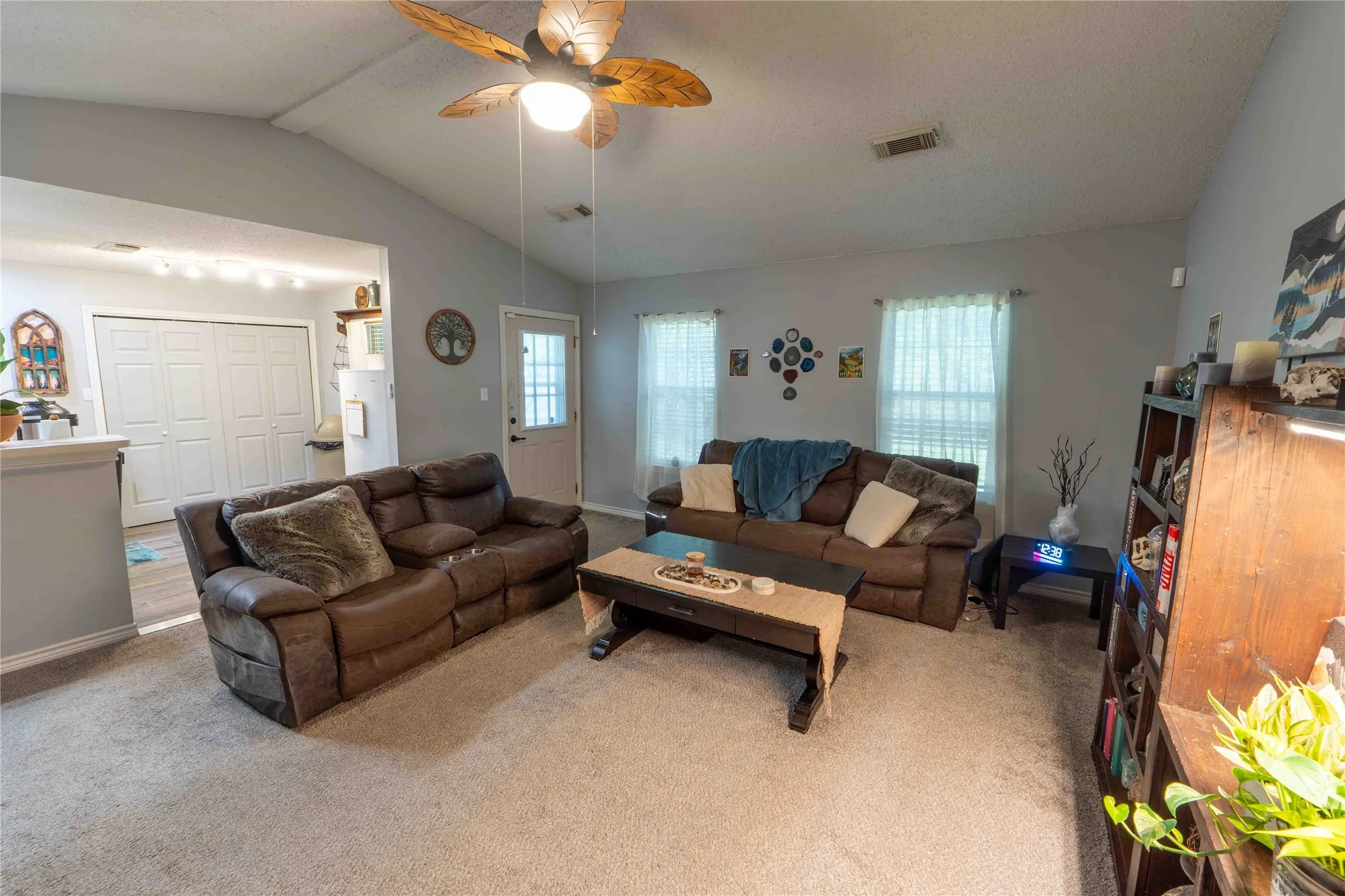 Single Family Residence For Sale in Wise County , 306 Owens Street, Bridgeport, Texas 76426, 3 Bedroom, 2 Bathroom, Garage spaces, 1,796 Sqft, built in 2003, Price $354,999, mls#21253136, Real Estate Agent in Bridgeport, Homes For Sale in Wise county, Homes For Sale in Bridgeport, Realtor in Bridgeport Texas, Real Estate Brokerage Independent Realty Texas, Luminita Cordes Realtor