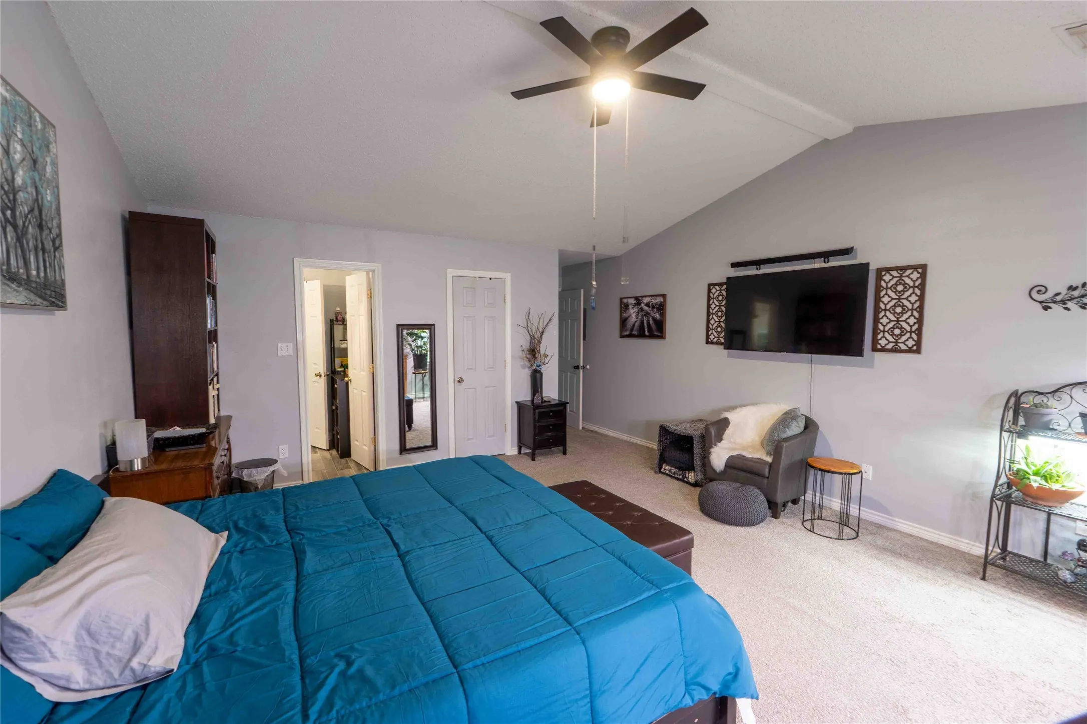 Single Family Residence For Sale in Wise County , 306 Owens Street, Bridgeport, Texas 76426, 3 Bedroom, 2 Bathroom, Garage spaces, 1,796 Sqft, built in 2003, Price $354,999, mls#21253136, Real Estate Agent in Bridgeport, Homes For Sale in Wise county, Homes For Sale in Bridgeport, Realtor in Bridgeport Texas, Real Estate Brokerage Independent Realty Texas, Luminita Cordes Realtor