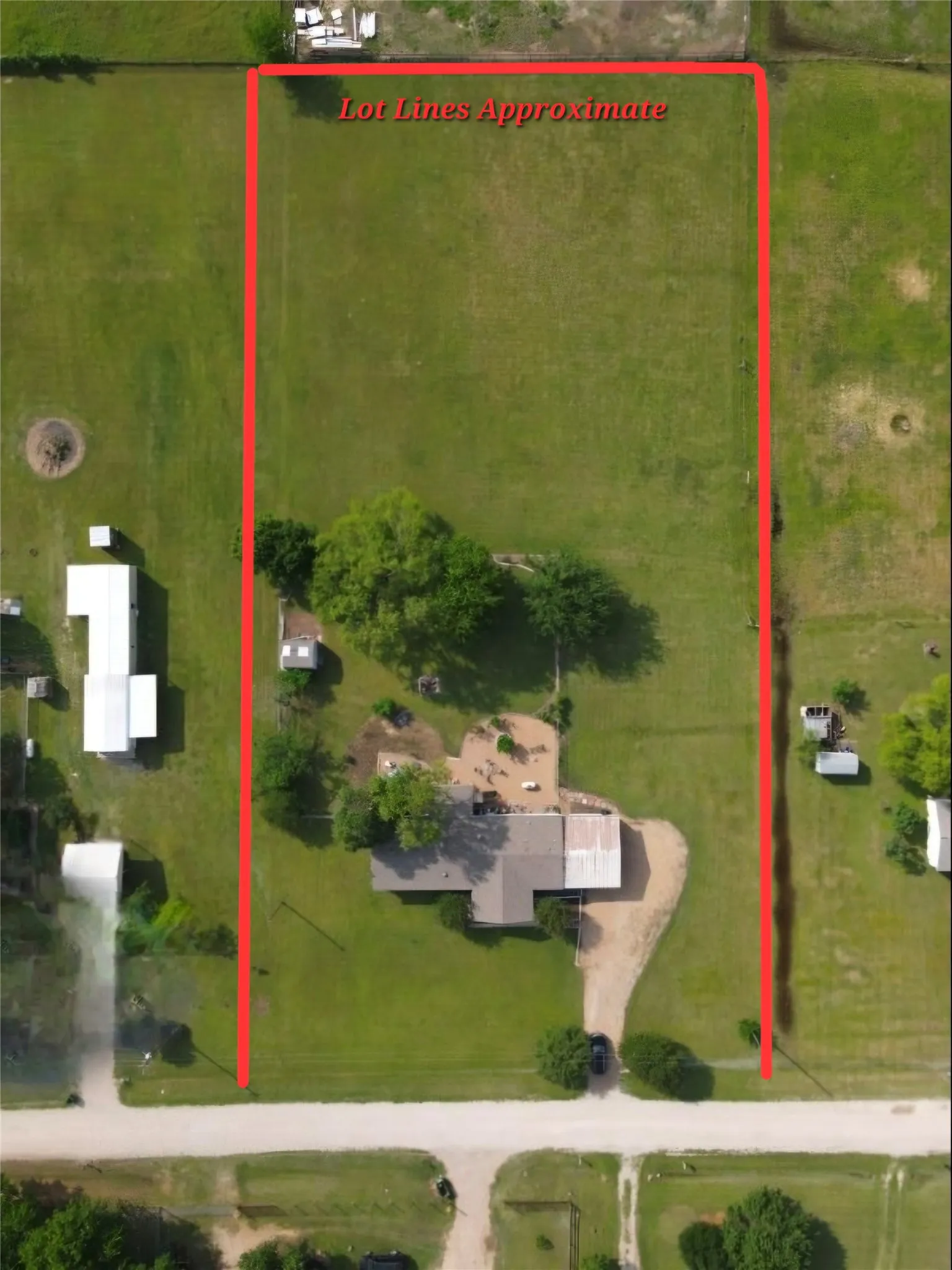 Mobile Home For Sale in Dallas County , 1655 Smith Circle, Combine, Texas 75159, 4 Bedroom, 2 Bathroom, Garage spaces, 2,128 Sqft, built in 1984, Preowned, mls#21253197, Real Estate Agent in Combine, Homes For Sale in Dallas county, Homes For Sale in Combine, Realtor in Combine Texas, Real Estate Brokerage Independent Realty Texas, Luminita Cordes Realtor