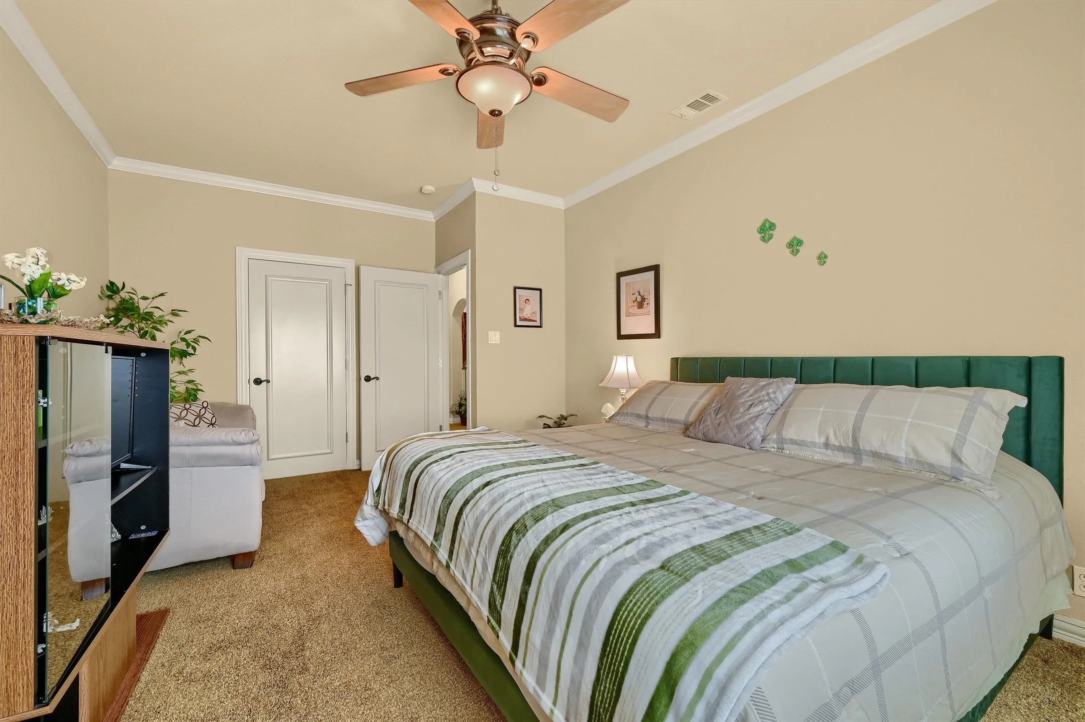 Single Family Residence For Sale in Grayson County , 4812 Park Vista Boulevard, Sherman, Texas 75090, 3 Bedroom, 3 Bathroom, 3 Garage spaces, 4,038 Sqft, built in 2006, Preowned, mls#21253204, Real Estate Agent in Sherman, Homes For Sale in Grayson county, Homes For Sale in Sherman, Realtor in Sherman Texas, Real Estate Brokerage Independent Realty Texas, Luminita Cordes Realtor