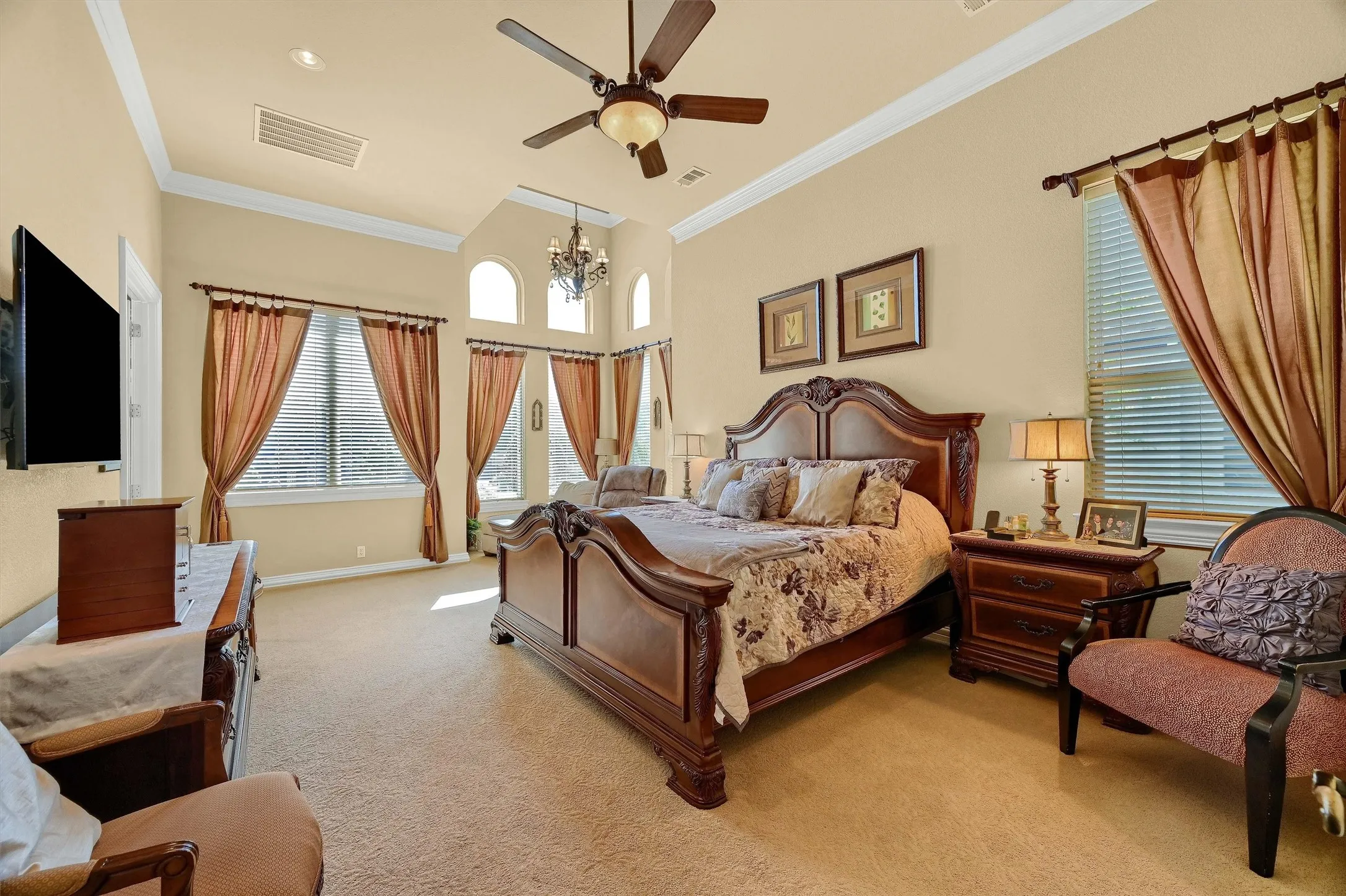 Single Family Residence For Sale in Grayson County , 4812 Park Vista Boulevard, Sherman, Texas 75090, 3 Bedroom, 3 Bathroom, 3 Garage spaces, 4,038 Sqft, built in 2006, Preowned, mls#21253204, Real Estate Agent in Sherman, Homes For Sale in Grayson county, Homes For Sale in Sherman, Realtor in Sherman Texas, Real Estate Brokerage Independent Realty Texas, Luminita Cordes Realtor