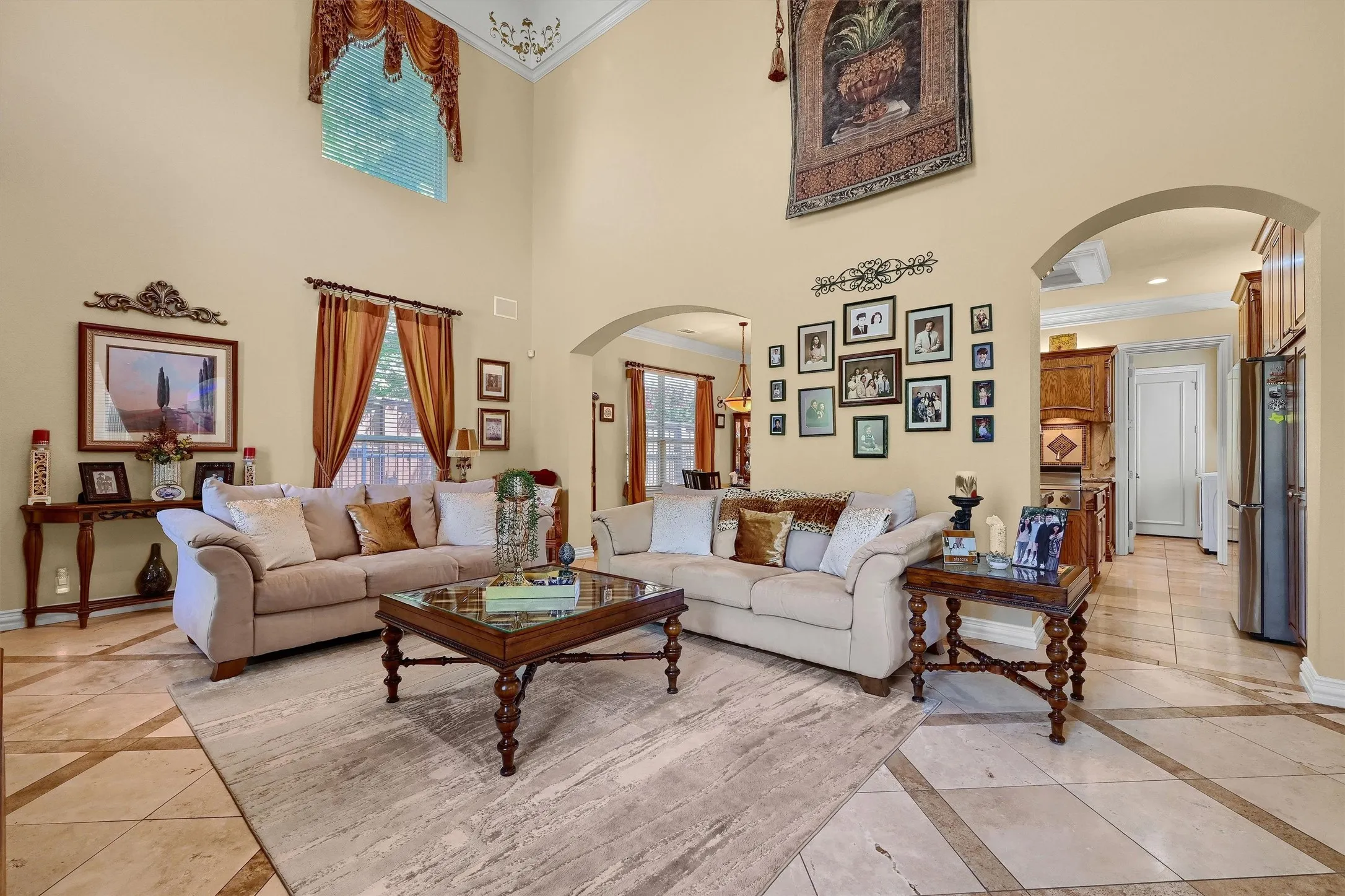 Single Family Residence For Sale in Grayson County , 4812 Park Vista Boulevard, Sherman, Texas 75090, 3 Bedroom, 3 Bathroom, 3 Garage spaces, 4,038 Sqft, built in 2006, Preowned, mls#21253204, Real Estate Agent in Sherman, Homes For Sale in Grayson county, Homes For Sale in Sherman, Realtor in Sherman Texas, Real Estate Brokerage Independent Realty Texas, Luminita Cordes Realtor