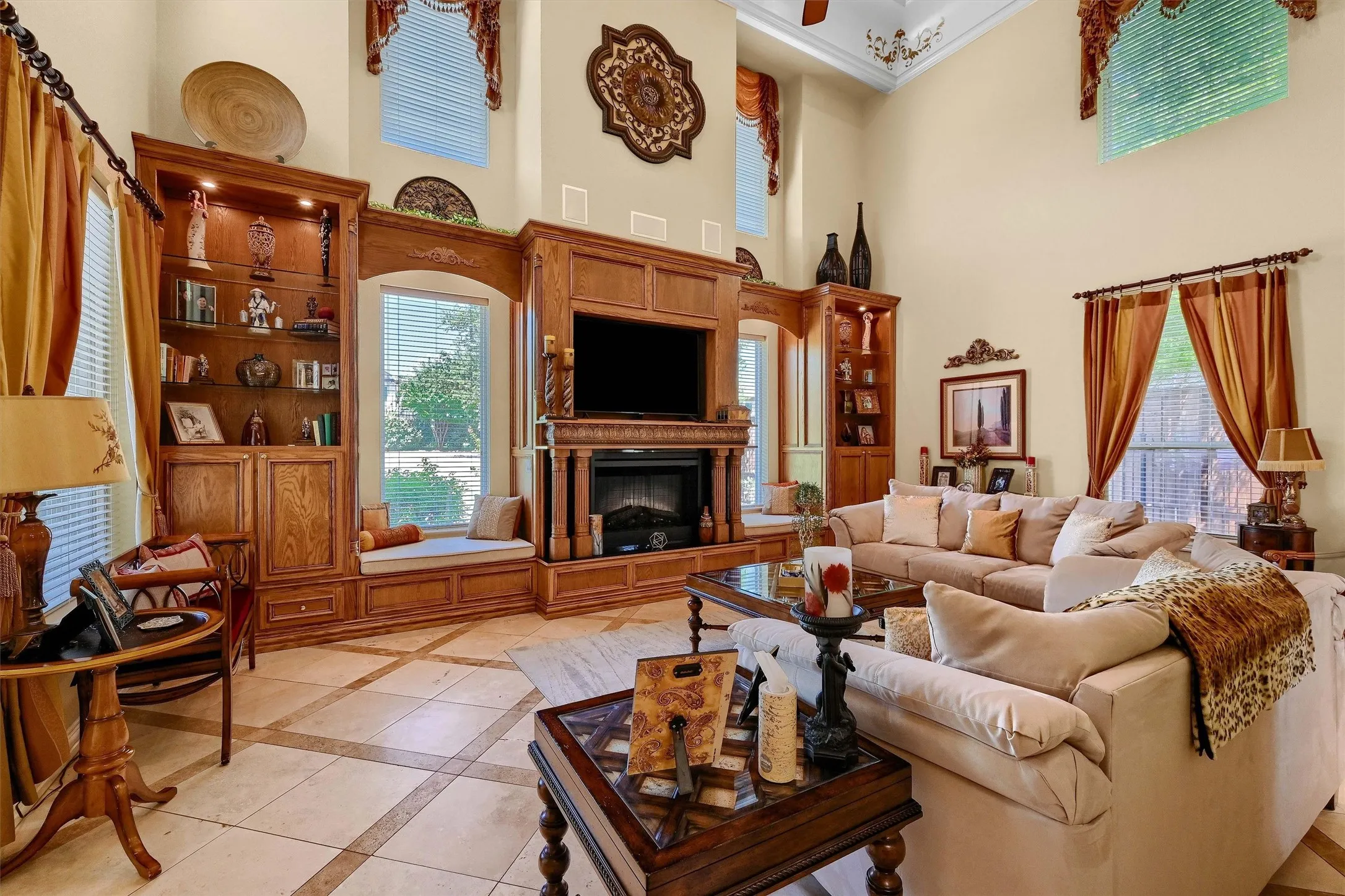 Single Family Residence For Sale in Grayson County , 4812 Park Vista Boulevard, Sherman, Texas 75090, 3 Bedroom, 3 Bathroom, 3 Garage spaces, 4,038 Sqft, built in 2006, Preowned, mls#21253204, Real Estate Agent in Sherman, Homes For Sale in Grayson county, Homes For Sale in Sherman, Realtor in Sherman Texas, Real Estate Brokerage Independent Realty Texas, Luminita Cordes Realtor