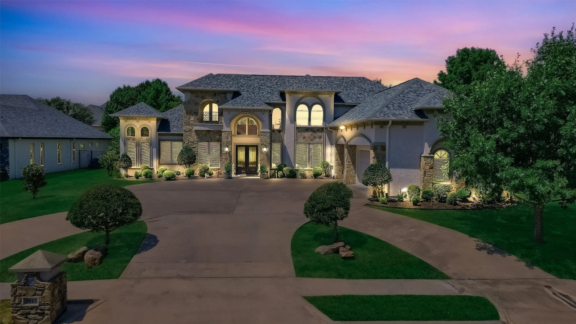 Single Family Residence For Sale in Grayson County , 4812 Park Vista Boulevard, Sherman, Texas 75090, 3 Bedroom, 3 Bathroom, 3 Garage spaces, 4,038 Sqft, built in 2006, Preowned, mls#21253204, Real Estate Agent in Sherman, Homes For Sale in Grayson county, Homes For Sale in Sherman, Realtor in Sherman Texas, Real Estate Brokerage Independent Realty Texas, Luminita Cordes Realtor