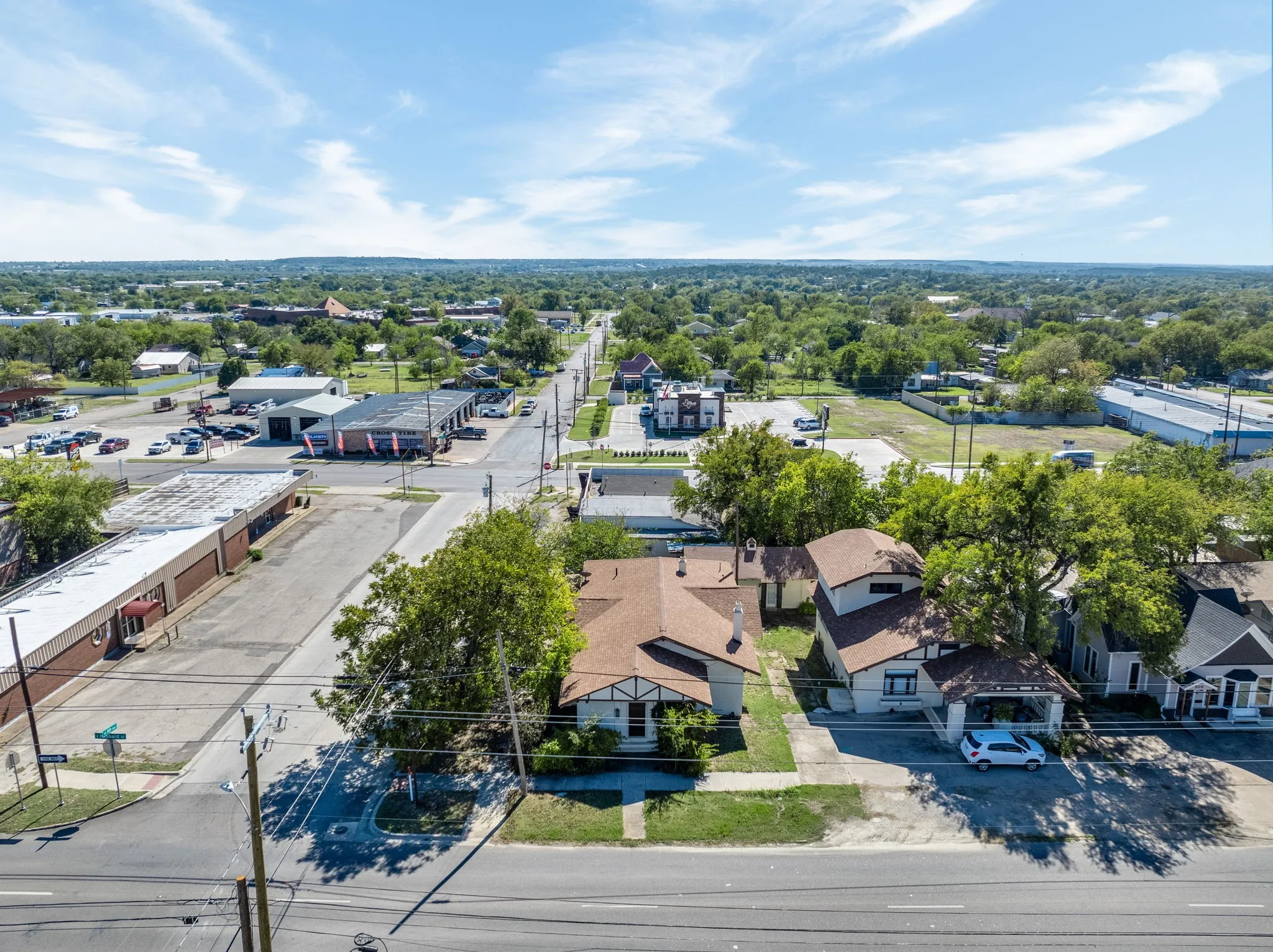 Office For Sale in Palo Pinto County , 916 E Hubbard Street, Mineral Wells, Texas 76067, 0, 0, Garage spaces, 0 Sqft, built in 1930, Preowned, Price $275,000, mls#21253199, Real Estate Agent in Mineral Wells, Homes For Sale in Palo Pinto county, Homes For Sale in Mineral Wells, Realtor in Mineral Wells Texas, Real Estate Brokerage Independent Realty Texas, Luminita Cordes Realtor