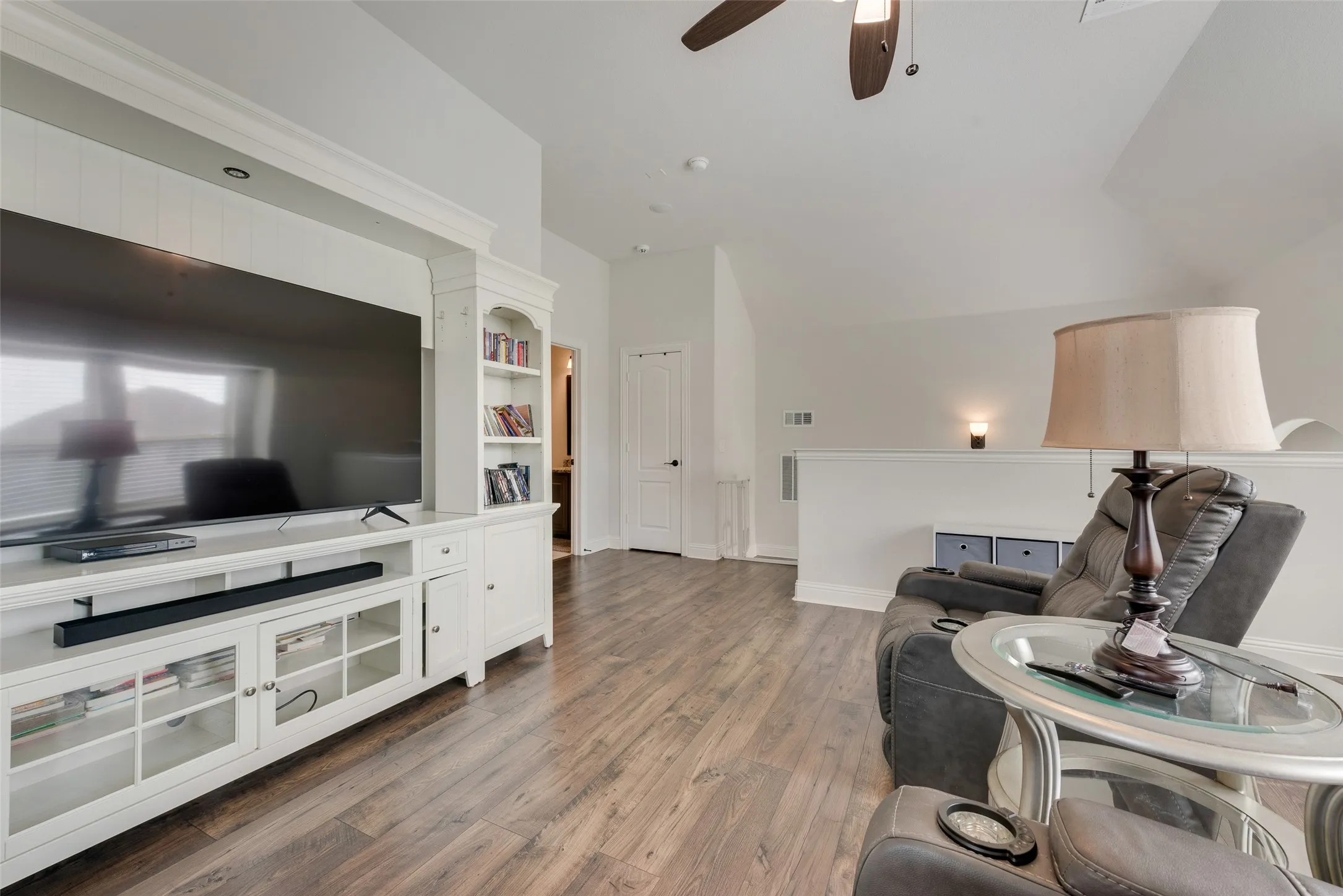 2nd story game room