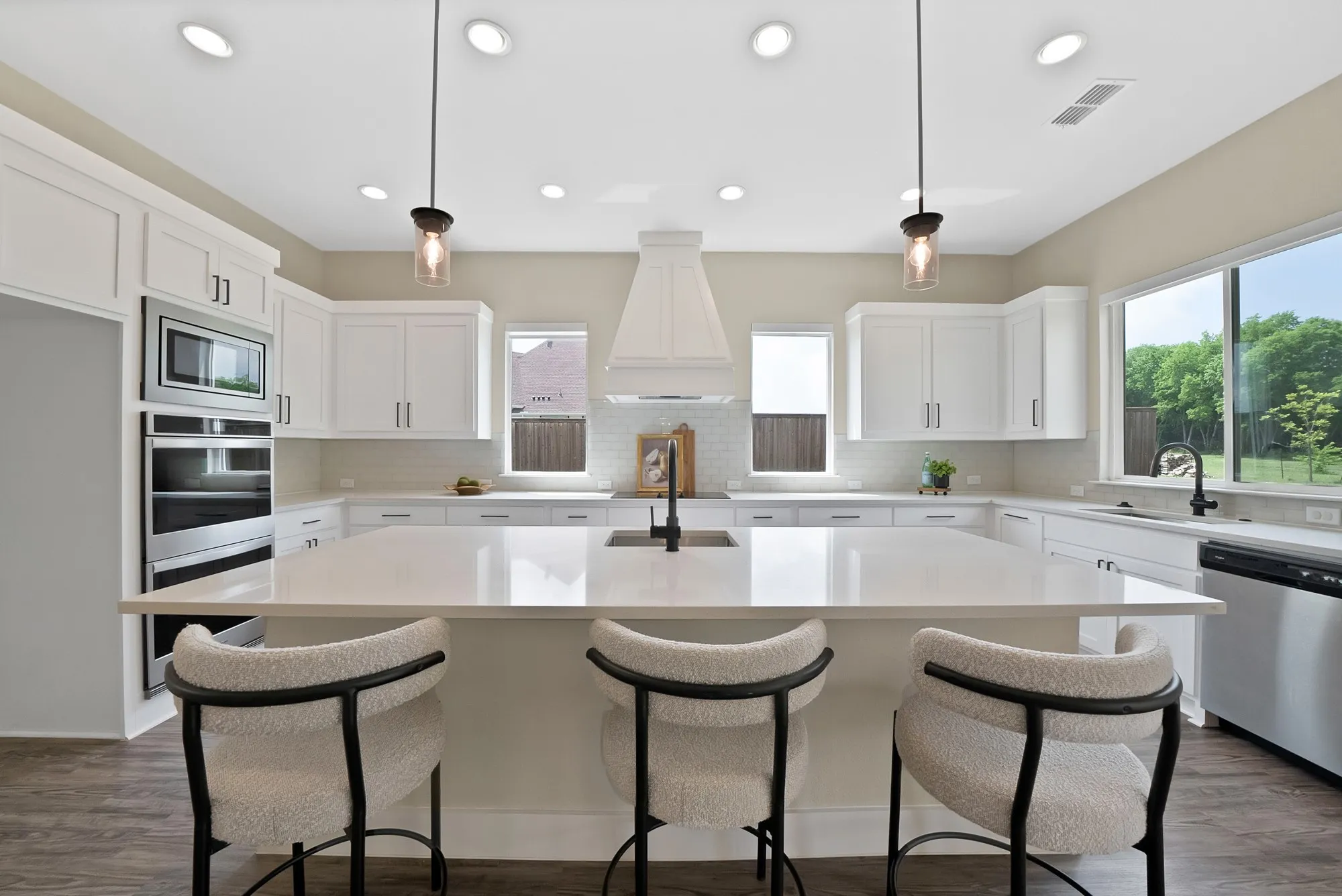 Single Family Residence For Sale in Collin County , 2223 Providence Way, Nevada, Texas 75173, 3 Bedroom, 3 Bathroom, 3 Garage spaces, 3,400 Sqft, built in 2021, Preowned, mls#21240988, Real Estate Agent in Nevada, Homes For Sale in Collin county, Homes For Sale in Nevada, Realtor in Nevada Texas, Real Estate Brokerage Independent Realty Texas, Luminita Cordes Realtor
