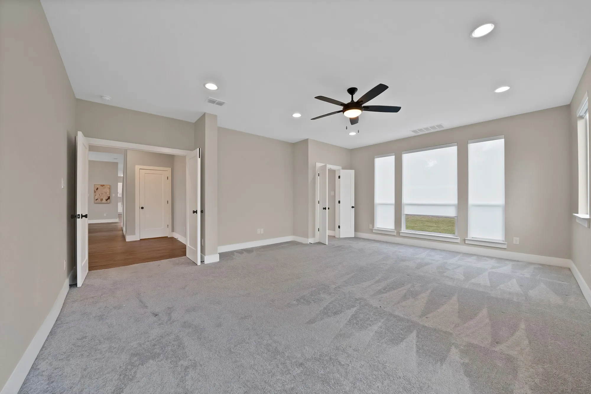 Single Family Residence For Sale in Collin County , 2223 Providence Way, Nevada, Texas 75173, 3 Bedroom, 3 Bathroom, 3 Garage spaces, 3,400 Sqft, built in 2021, Preowned, mls#21240988, Real Estate Agent in Nevada, Homes For Sale in Collin county, Homes For Sale in Nevada, Realtor in Nevada Texas, Real Estate Brokerage Independent Realty Texas, Luminita Cordes Realtor