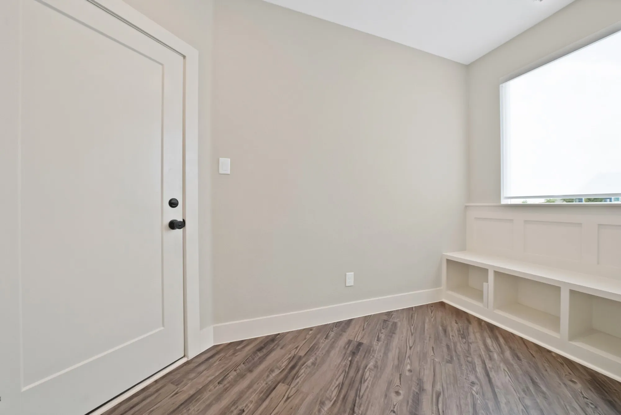 Single Family Residence For Sale in Collin County , 2223 Providence Way, Nevada, Texas 75173, 3 Bedroom, 3 Bathroom, 3 Garage spaces, 3,400 Sqft, built in 2021, Preowned, mls#21240988, Real Estate Agent in Nevada, Homes For Sale in Collin county, Homes For Sale in Nevada, Realtor in Nevada Texas, Real Estate Brokerage Independent Realty Texas, Luminita Cordes Realtor