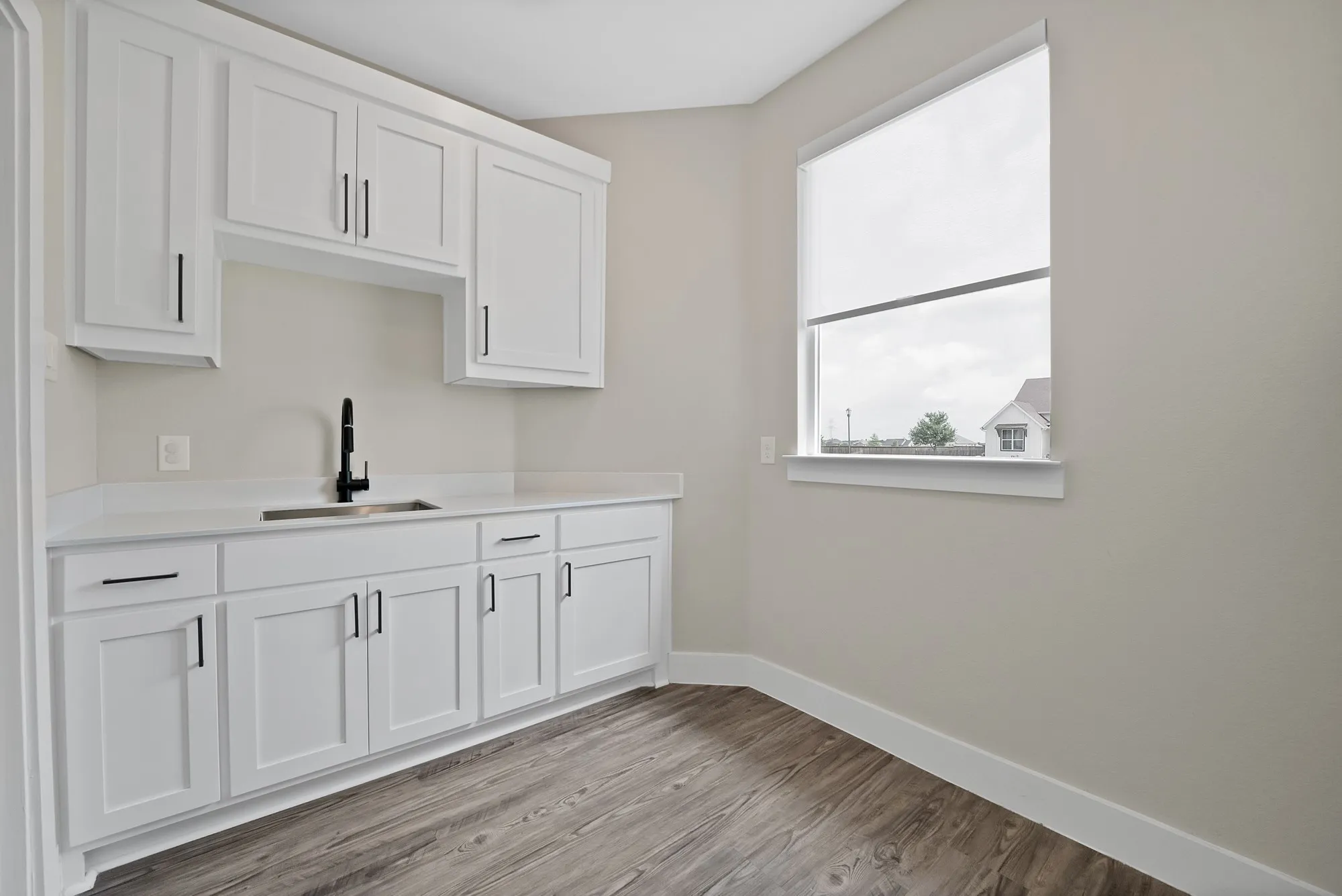 Single Family Residence For Sale in Collin County , 2223 Providence Way, Nevada, Texas 75173, 3 Bedroom, 3 Bathroom, 3 Garage spaces, 3,400 Sqft, built in 2021, Preowned, mls#21240988, Real Estate Agent in Nevada, Homes For Sale in Collin county, Homes For Sale in Nevada, Realtor in Nevada Texas, Real Estate Brokerage Independent Realty Texas, Luminita Cordes Realtor