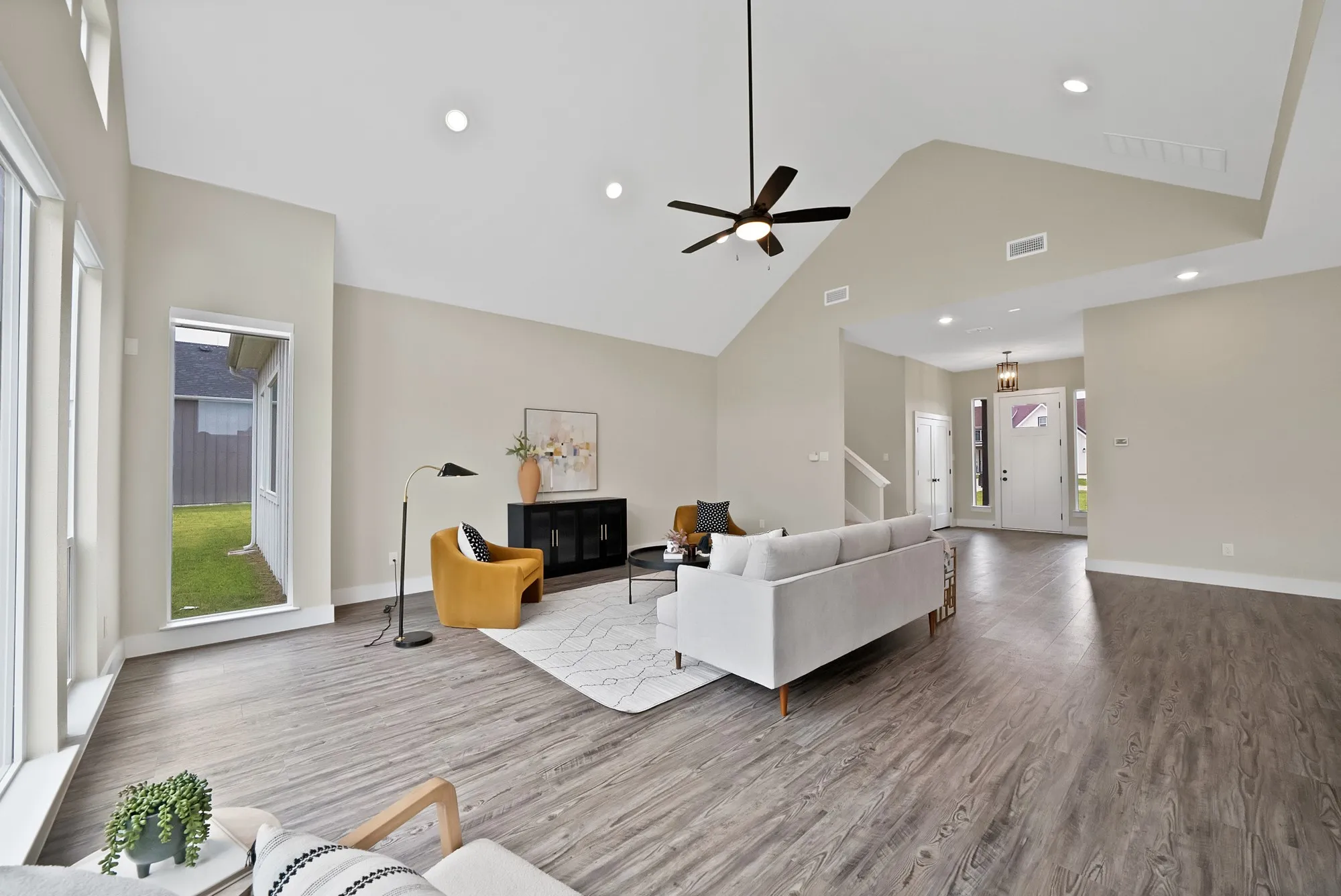Single Family Residence For Sale in Collin County , 2223 Providence Way, Nevada, Texas 75173, 3 Bedroom, 3 Bathroom, 3 Garage spaces, 3,400 Sqft, built in 2021, Preowned, mls#21240988, Real Estate Agent in Nevada, Homes For Sale in Collin county, Homes For Sale in Nevada, Realtor in Nevada Texas, Real Estate Brokerage Independent Realty Texas, Luminita Cordes Realtor
