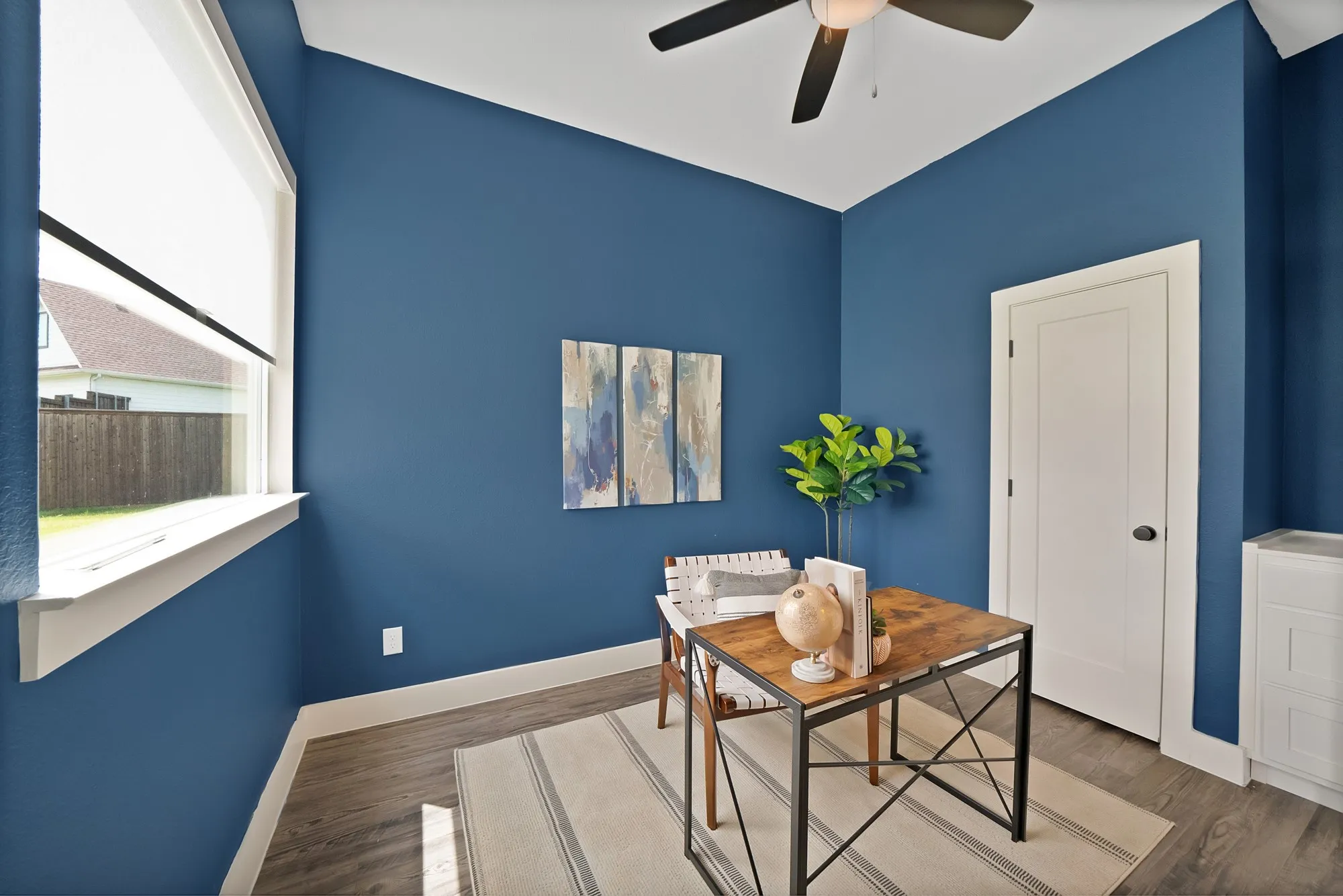 Single Family Residence For Sale in Collin County , 2223 Providence Way, Nevada, Texas 75173, 3 Bedroom, 3 Bathroom, 3 Garage spaces, 3,400 Sqft, built in 2021, Preowned, mls#21240988, Real Estate Agent in Nevada, Homes For Sale in Collin county, Homes For Sale in Nevada, Realtor in Nevada Texas, Real Estate Brokerage Independent Realty Texas, Luminita Cordes Realtor