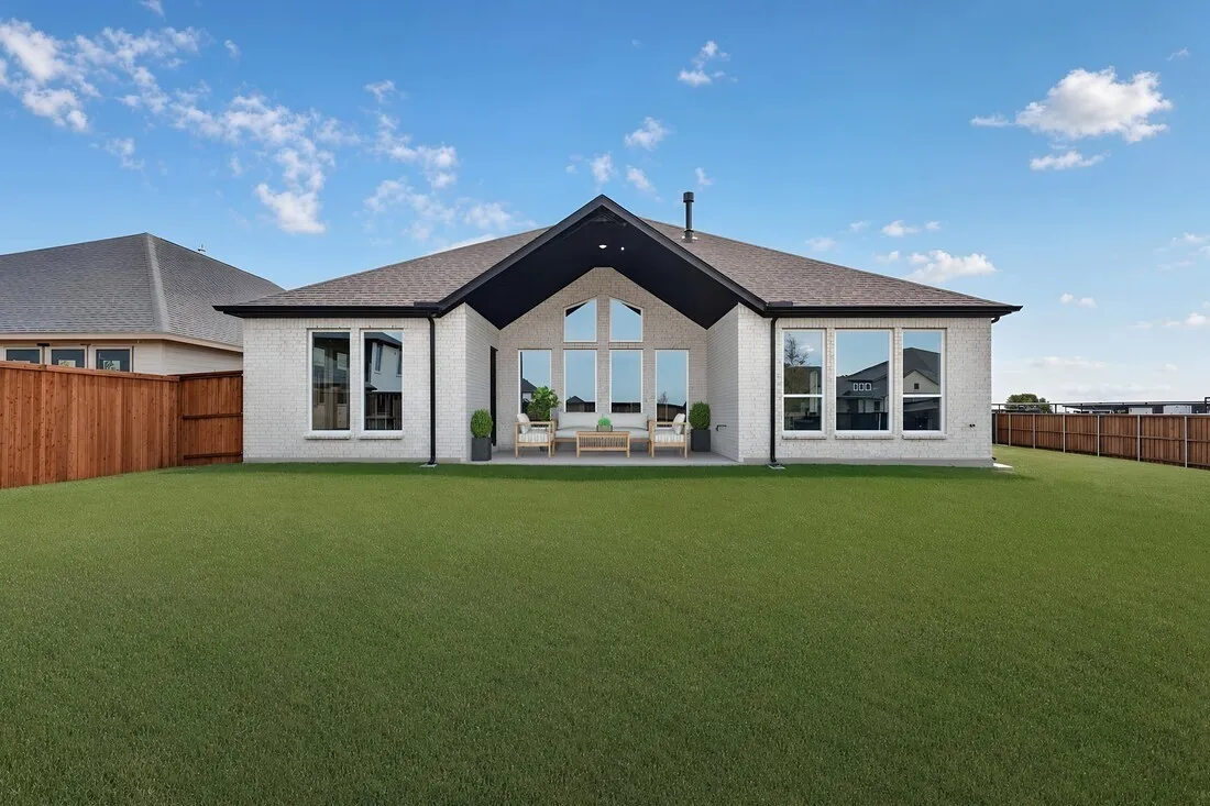 546 Chatham Street ~ Virtually Staged