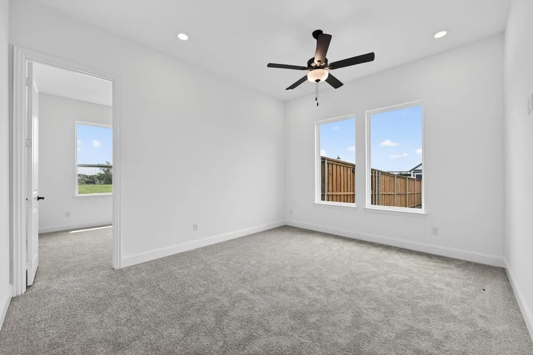 546 Chatham Street ~ Ready Now