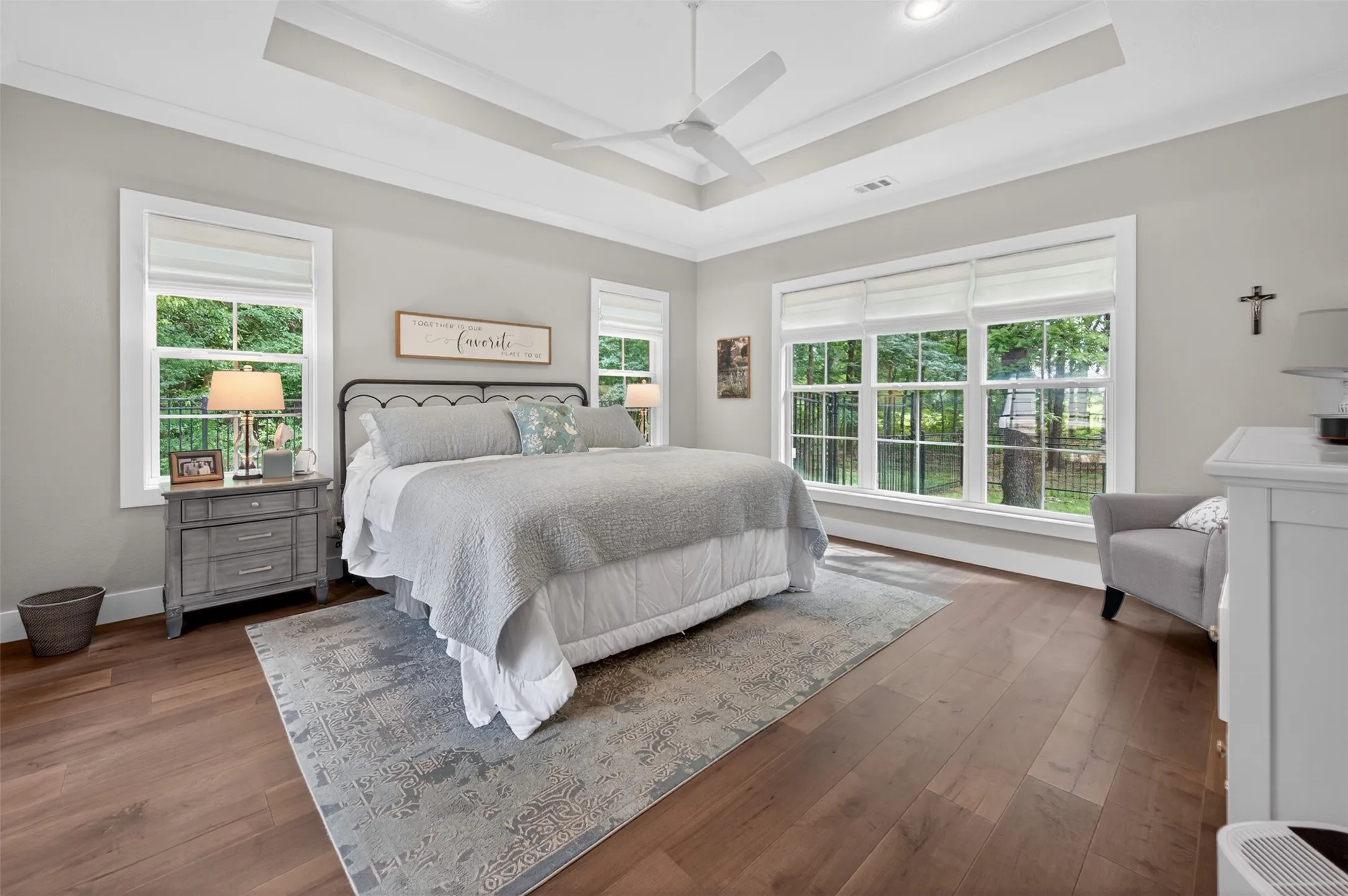 Single Family Residence For Sale in Henderson County , 4747 Stonebridge Lane, Athens, Texas 75751, 4 Bedrooms, 4 Bathrooms, 3 Garage spaces, 3,845 Sqft, built in 2020, Preowned, Price $1,270,000, mls#21250400, Real Estate Agent in Athens, Homes For Sale in Henderson county, Homes For Sale in Athens, Realtor in Athens Texas, Real Estate Brokerage Independent Realty Texas, Luminita Cordes Realtor