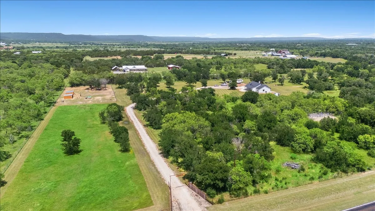Single Family Residence For Sale in Palo Pinto County , 932 Fm 3137, Palo Pinto, Texas 76484, 3 Bedroom, 2 Bathroom, Garage spaces, 2,000 Sqft, built in 2023, mls#21251434, Real Estate Agent in Palo Pinto, Homes For Sale in Palo Pinto county, Homes For Sale in Palo Pinto, Realtor in Palo Pinto Texas, Real Estate Brokerage Independent Realty Texas, Luminita Cordes Realtor