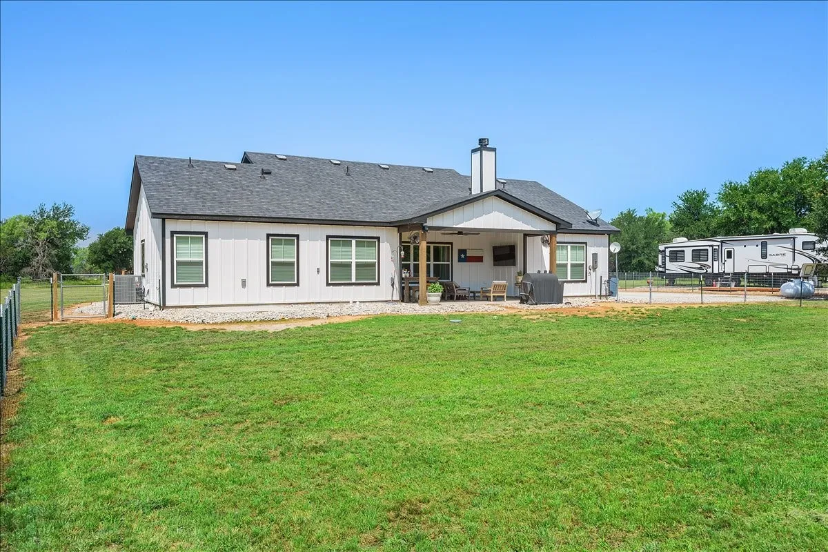 Single Family Residence For Sale in Palo Pinto County , 932 Fm 3137, Palo Pinto, Texas 76484, 3 Bedroom, 2 Bathroom, Garage spaces, 2,000 Sqft, built in 2023, mls#21251434, Real Estate Agent in Palo Pinto, Homes For Sale in Palo Pinto county, Homes For Sale in Palo Pinto, Realtor in Palo Pinto Texas, Real Estate Brokerage Independent Realty Texas, Luminita Cordes Realtor
