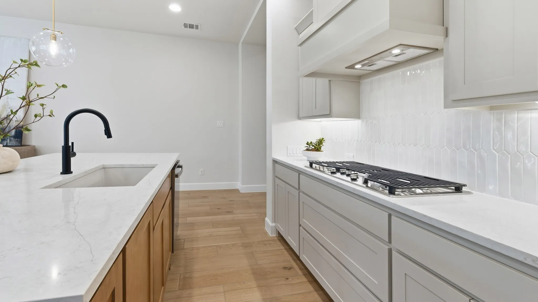 Single Family Residence For Sale in Collin County , 712 Duke Lane, Celina, Texas 75009, 4 Bedroom, 3 Bathroom, 2 Garage spaces, 2,513 Sqft, built in 2026, New Construction - Incomplete, mls#21253304, Real Estate Agent in Celina, Homes For Sale in Collin county, Homes For Sale in Celina, Realtor in Celina Texas, Real Estate Brokerage Independent Realty Texas, Luminita Cordes Realtor