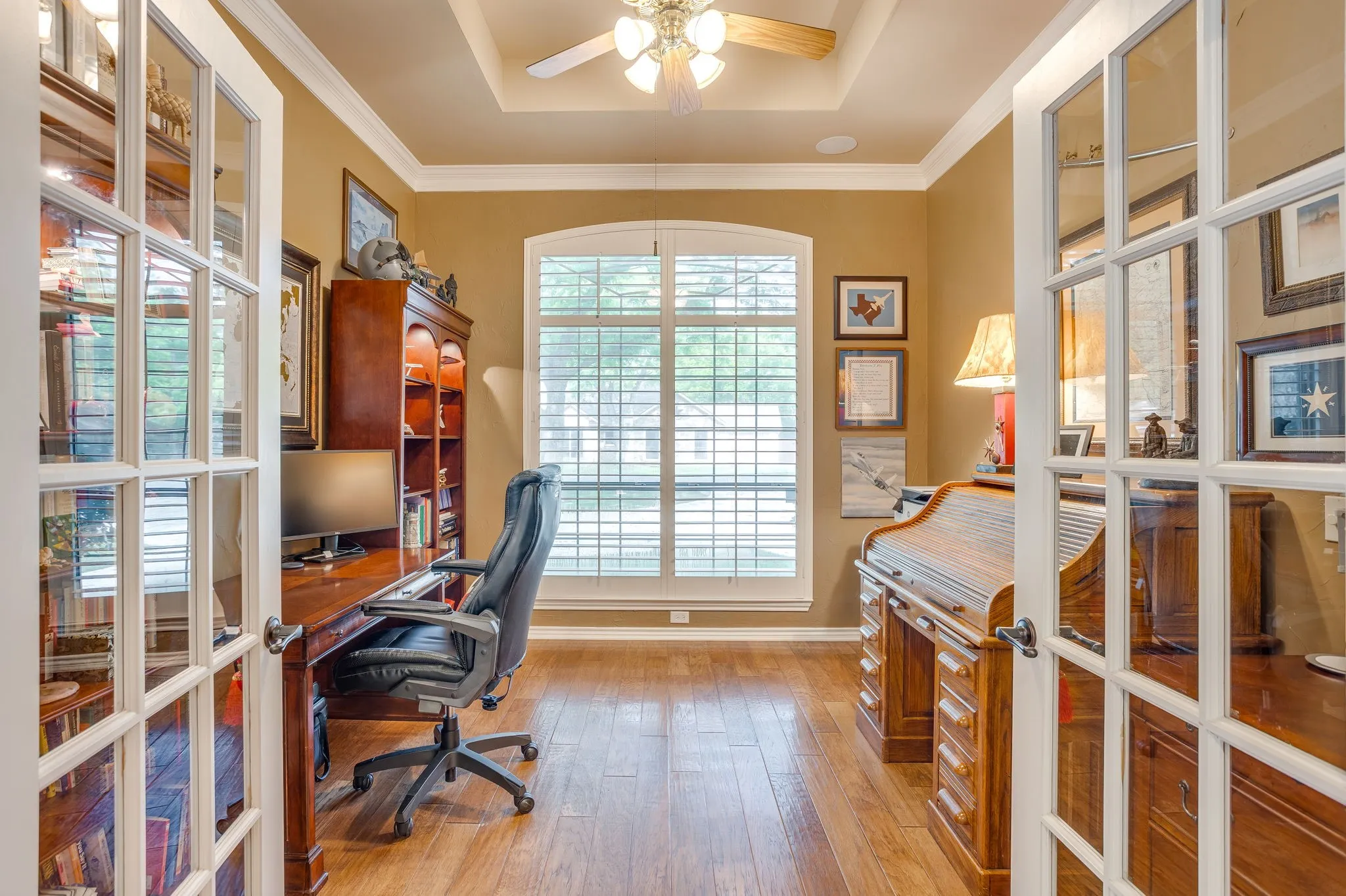 Single Family Residence For Sale in Hood County , 6203 Prospect Hill Drive, Granbury, Texas 76049, 3 Bedroom, 3 Bathroom, 3 Garage spaces, 2,330 Sqft, built in 1992, Preowned, mls#21252872, Real Estate Agent in Granbury, Homes For Sale in Hood county, Homes For Sale in Granbury, Realtor in Granbury Texas, Real Estate Brokerage Independent Realty Texas, Luminita Cordes Realtor